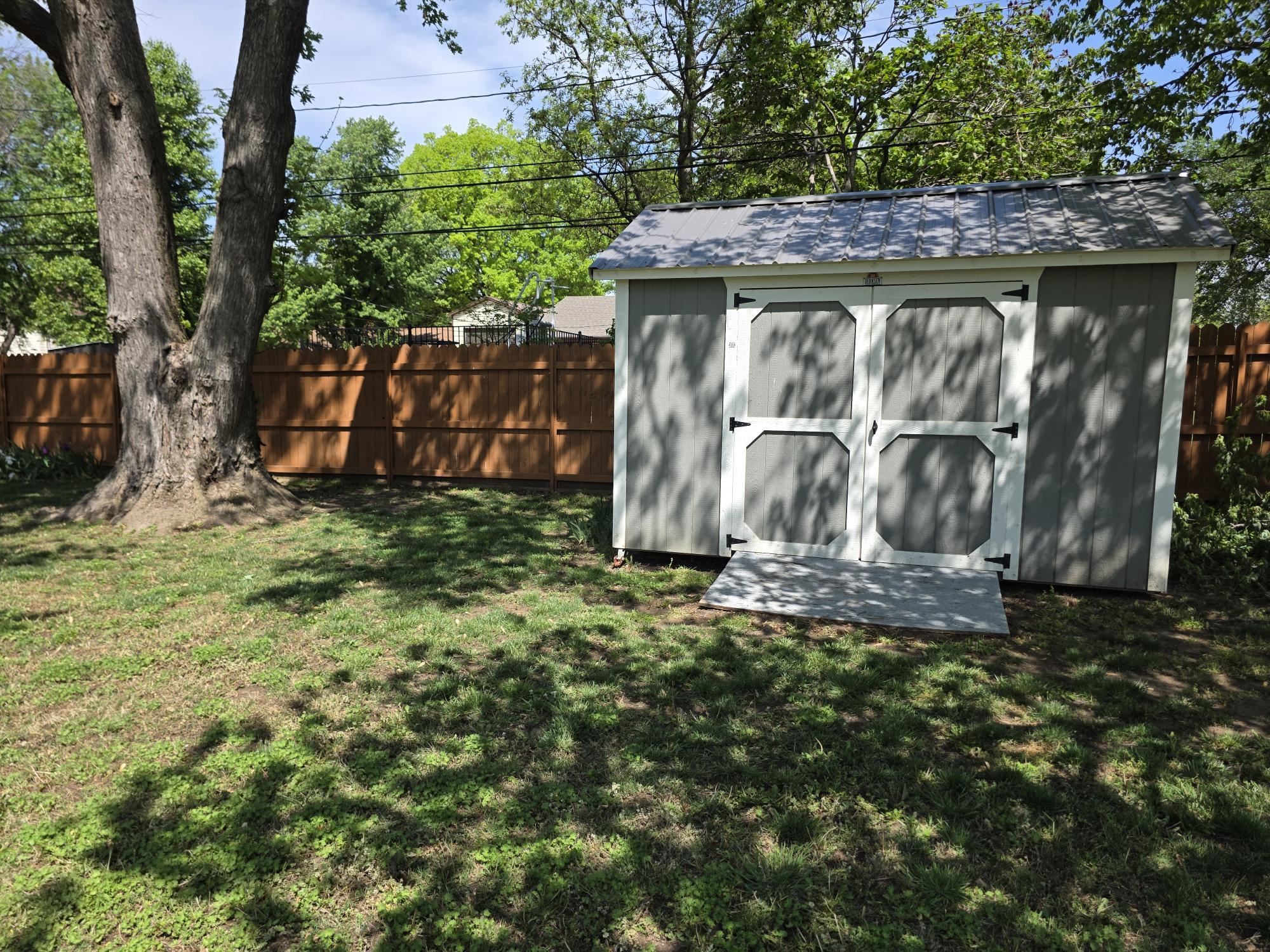 1702 E 12th Winfield KS 67156