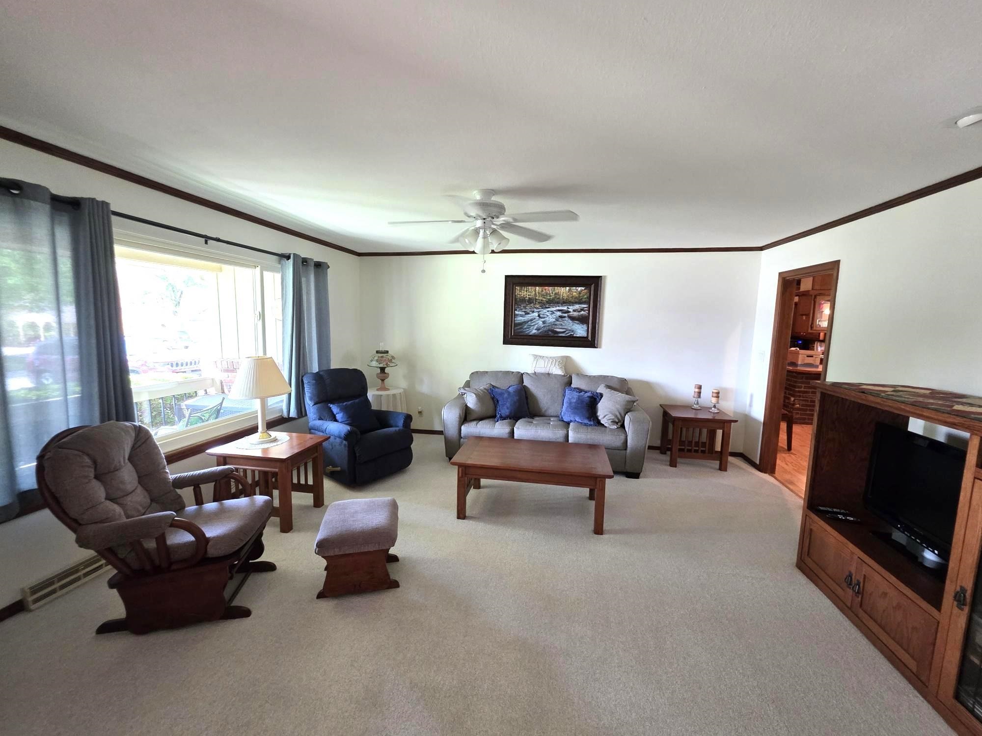 1702 E 12th Winfield KS 67156