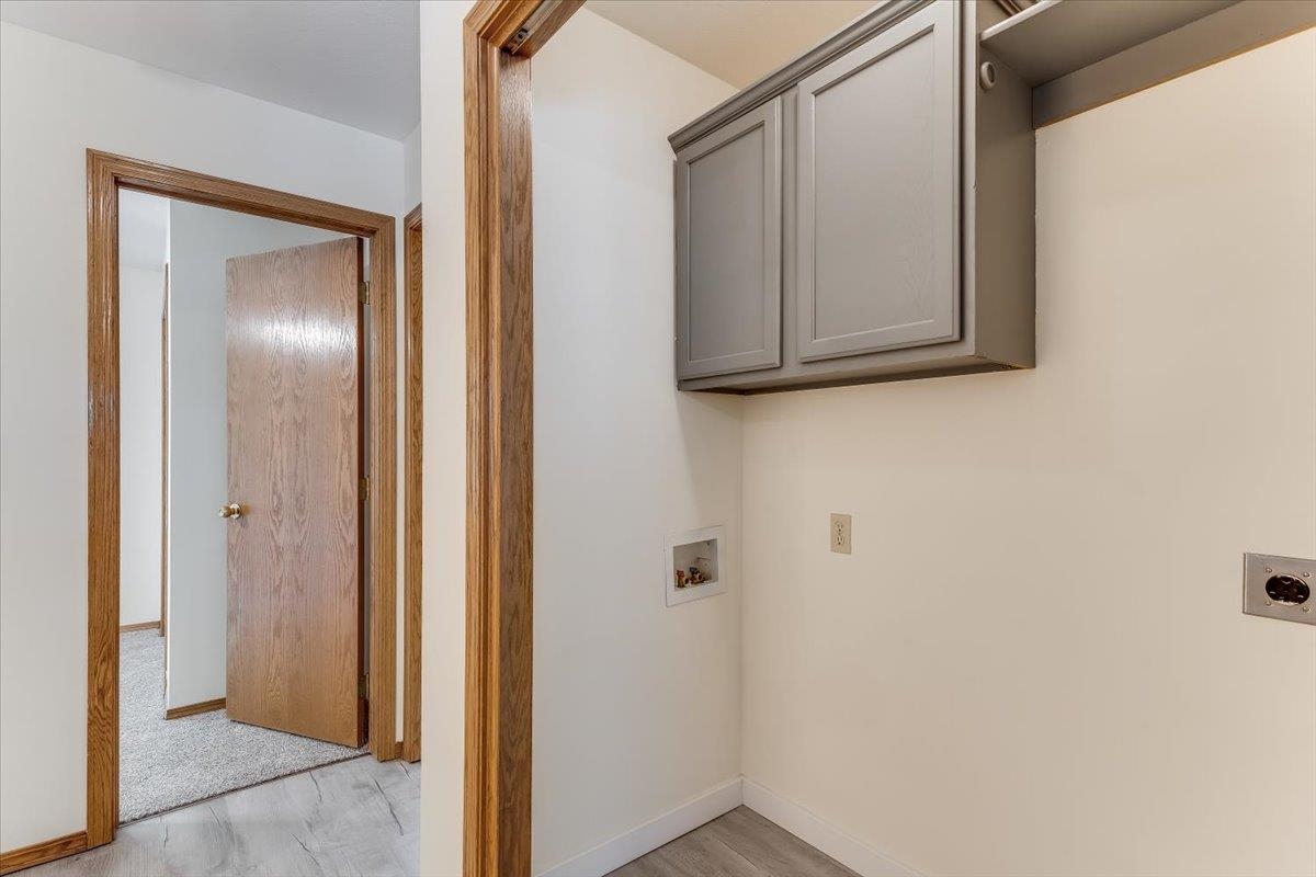2302 N Shefford Circle Wichita KS 67205