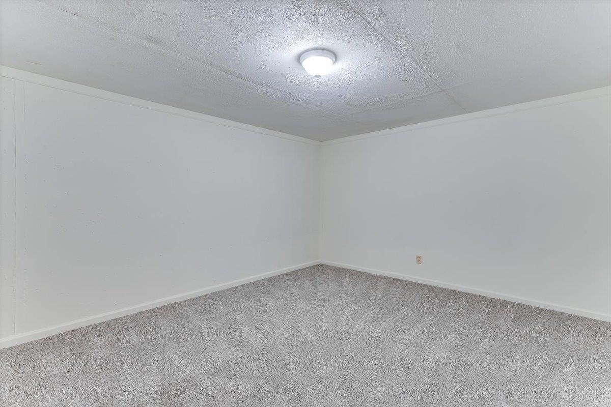 2302 N Shefford Circle Wichita KS 67205
