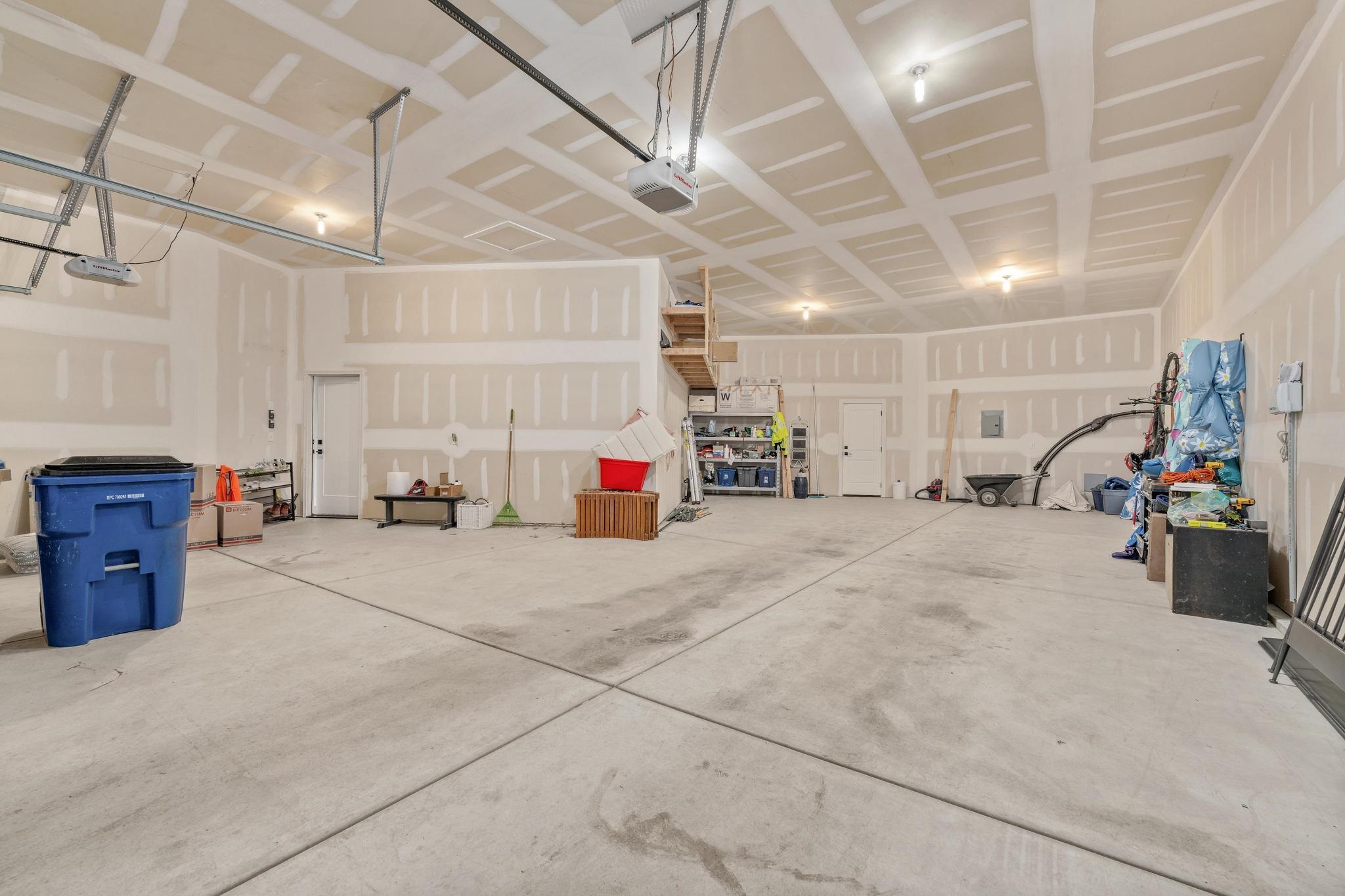 1609 N Lakeside Court Andover KS 67002