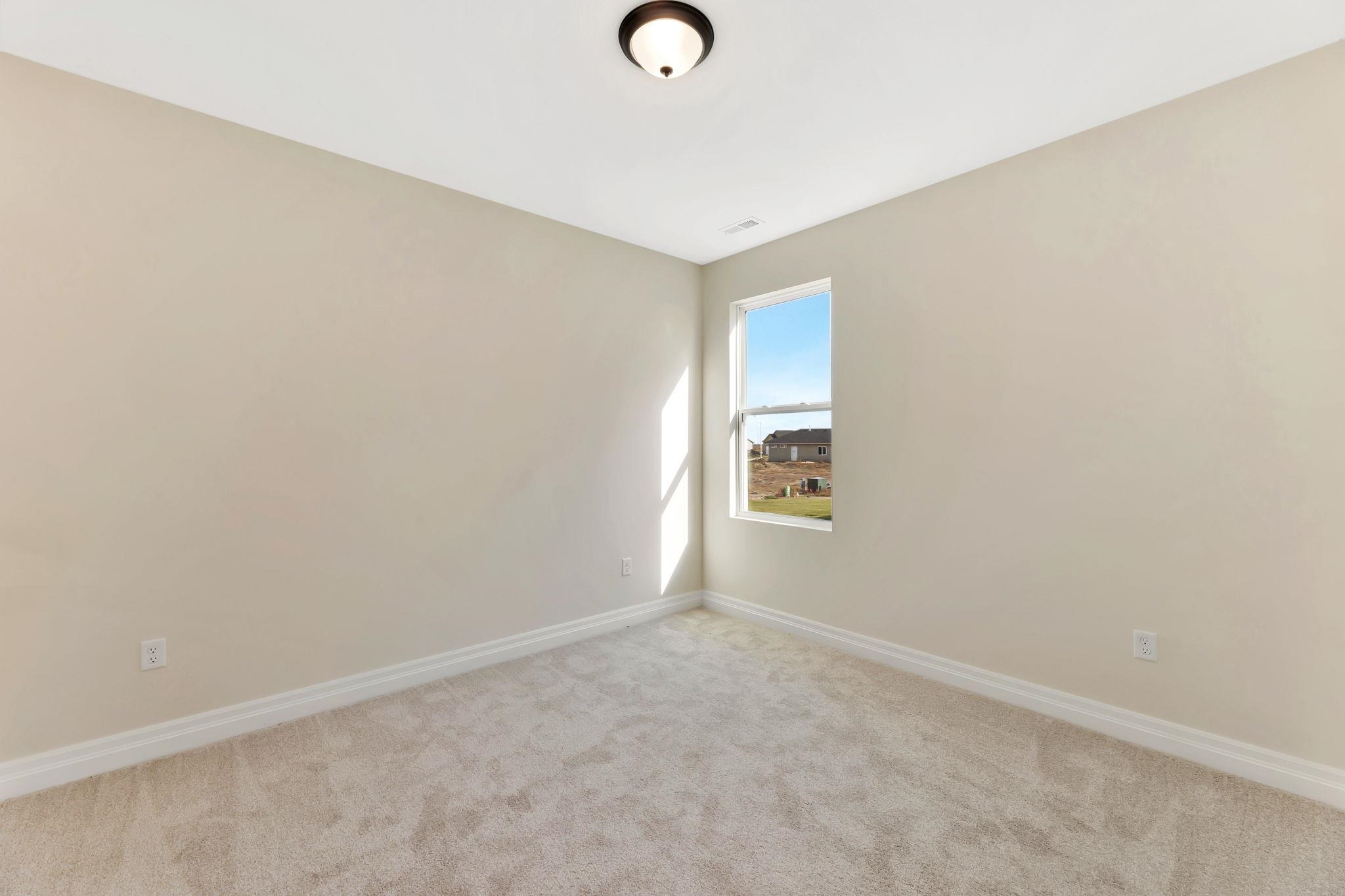 5456 N Toben Drive Bel Aire KS 67227