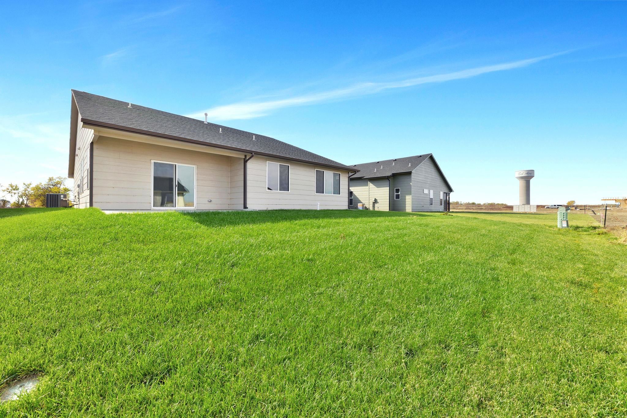 5456 N Toben Drive Bel Aire KS 67227