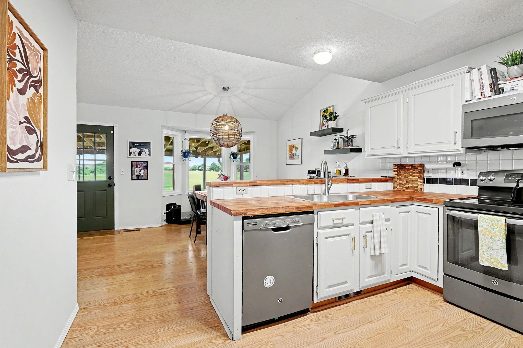 9614 W Chartwell Street Wichita KS 67205