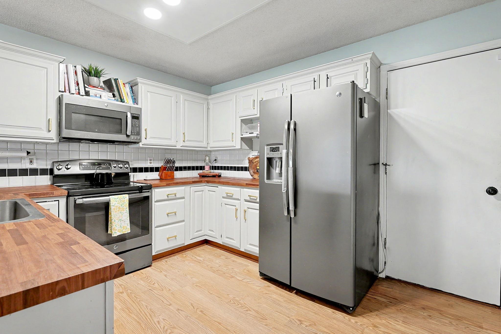 9614 W Chartwell Street Wichita KS 67205
