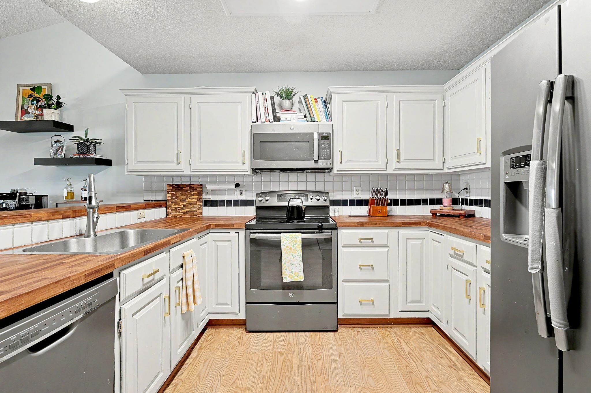 9614 W Chartwell Street Wichita KS 67205