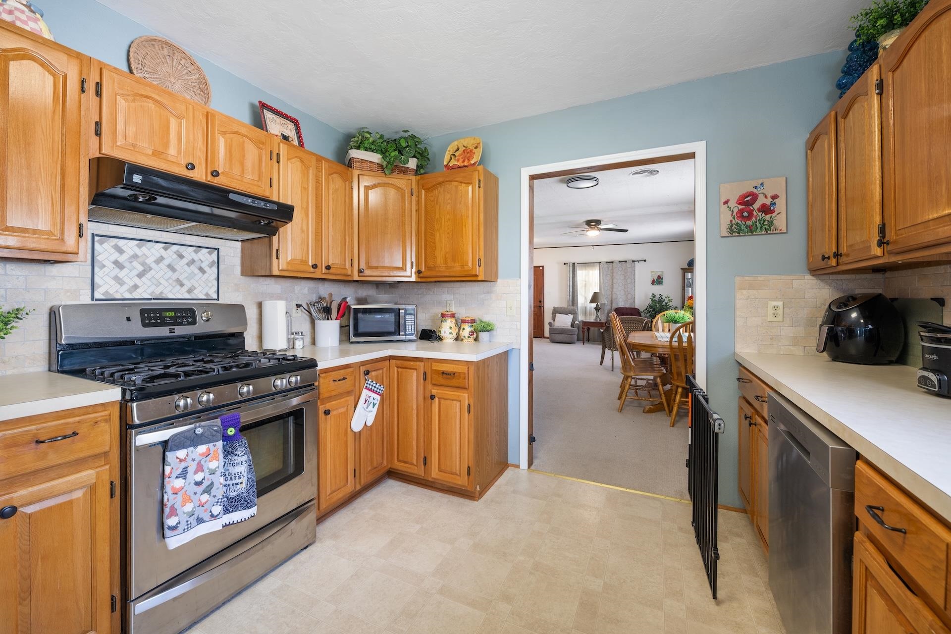 118 N Massachusetts Winfield KS 67156-1818