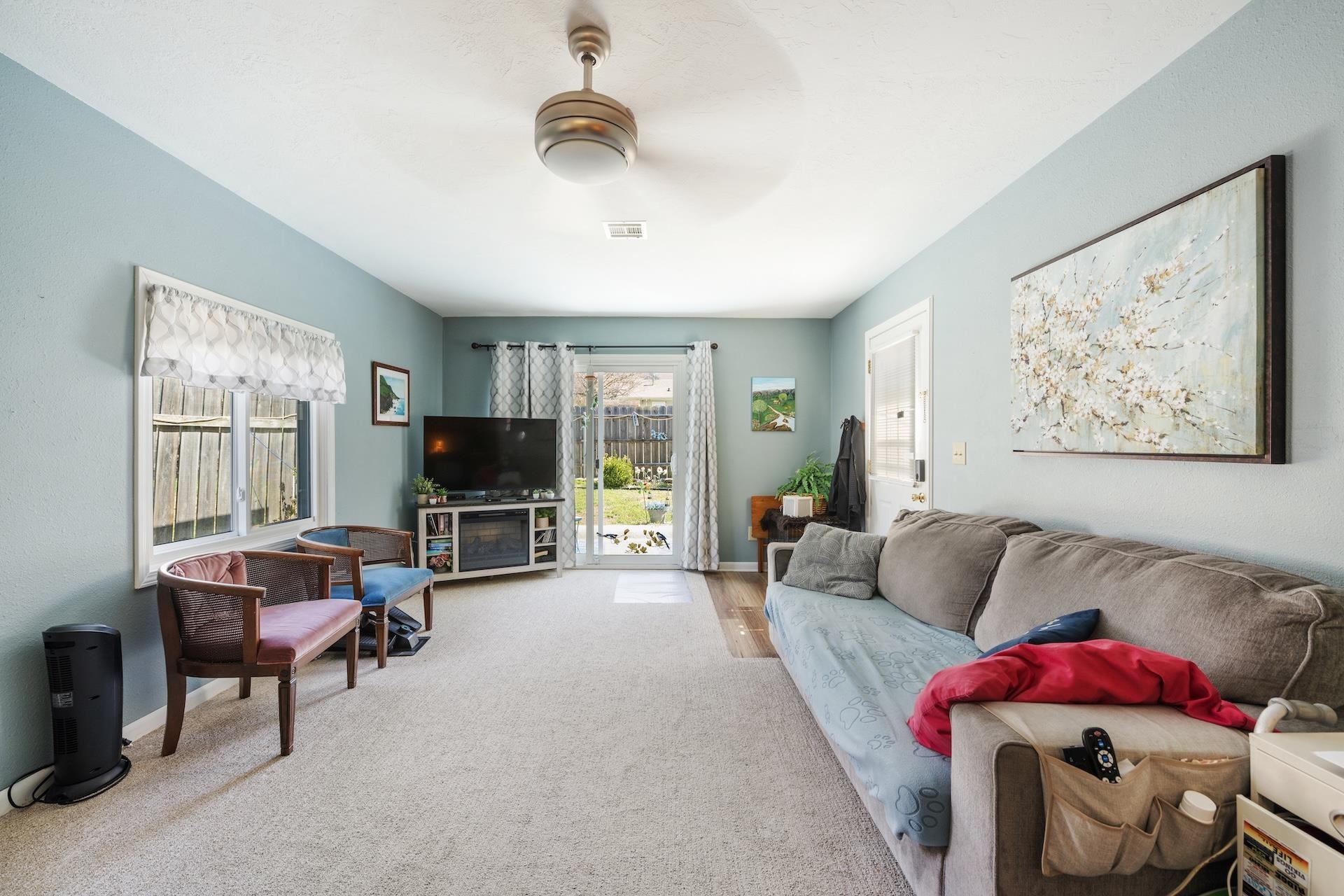 118 N Massachusetts Winfield KS 67156-1818