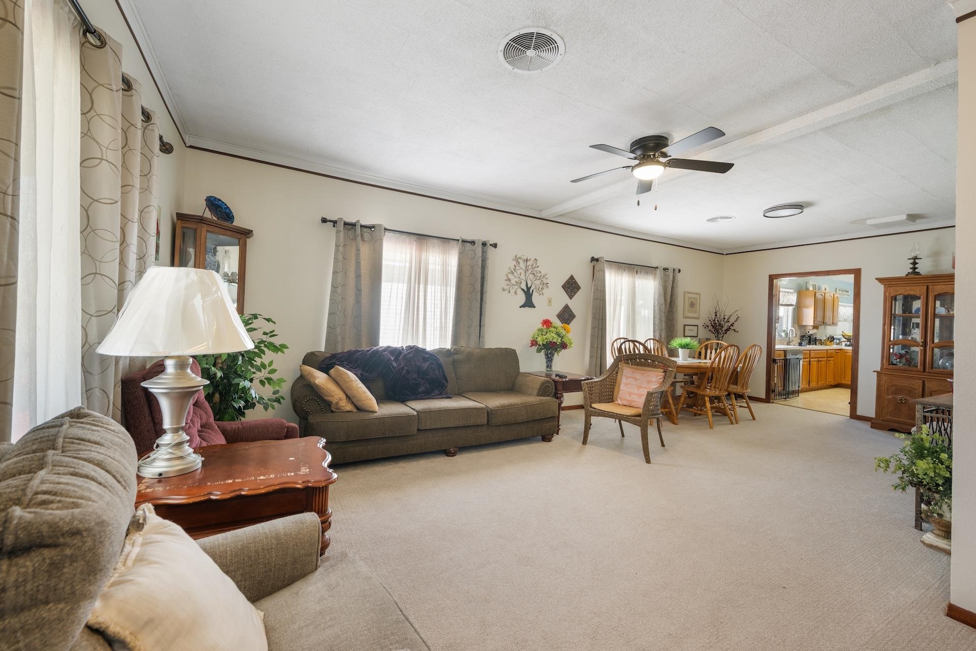 118 N Massachusetts Winfield KS 67156-1818