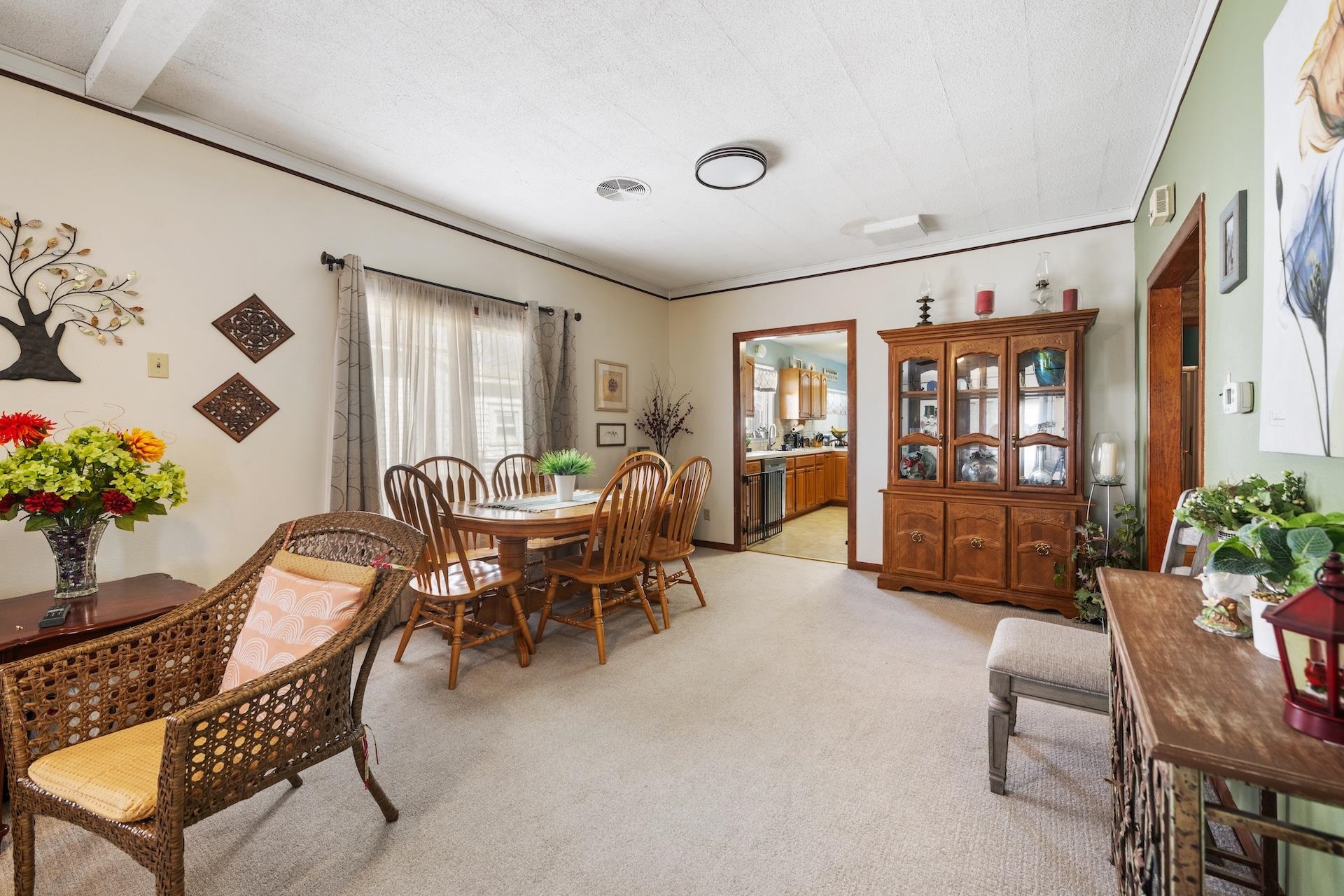 118 N Massachusetts Winfield KS 67156-1818