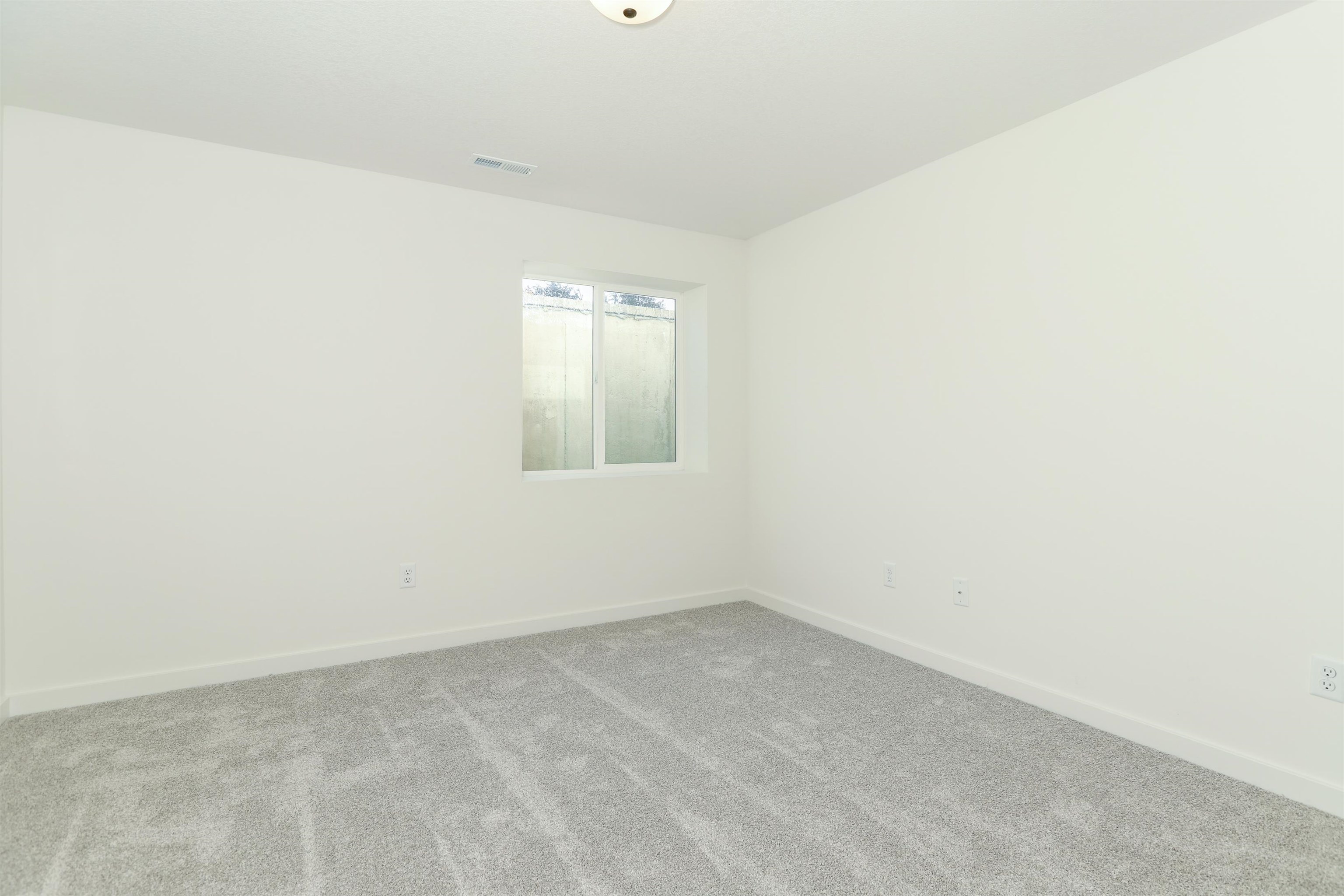 5346 Pinecrest Court N Bel Aire KS 67220