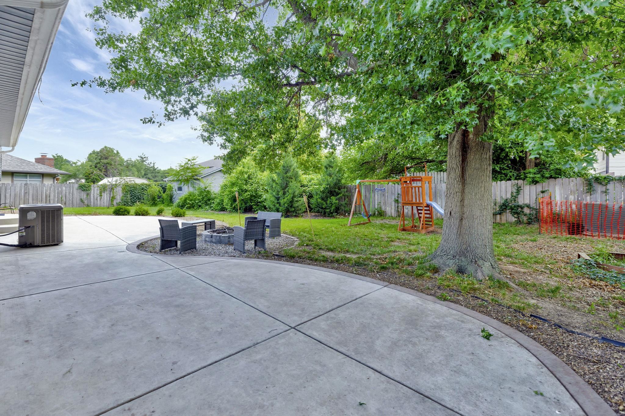 213 Timberlane Court Haysville KS 67060