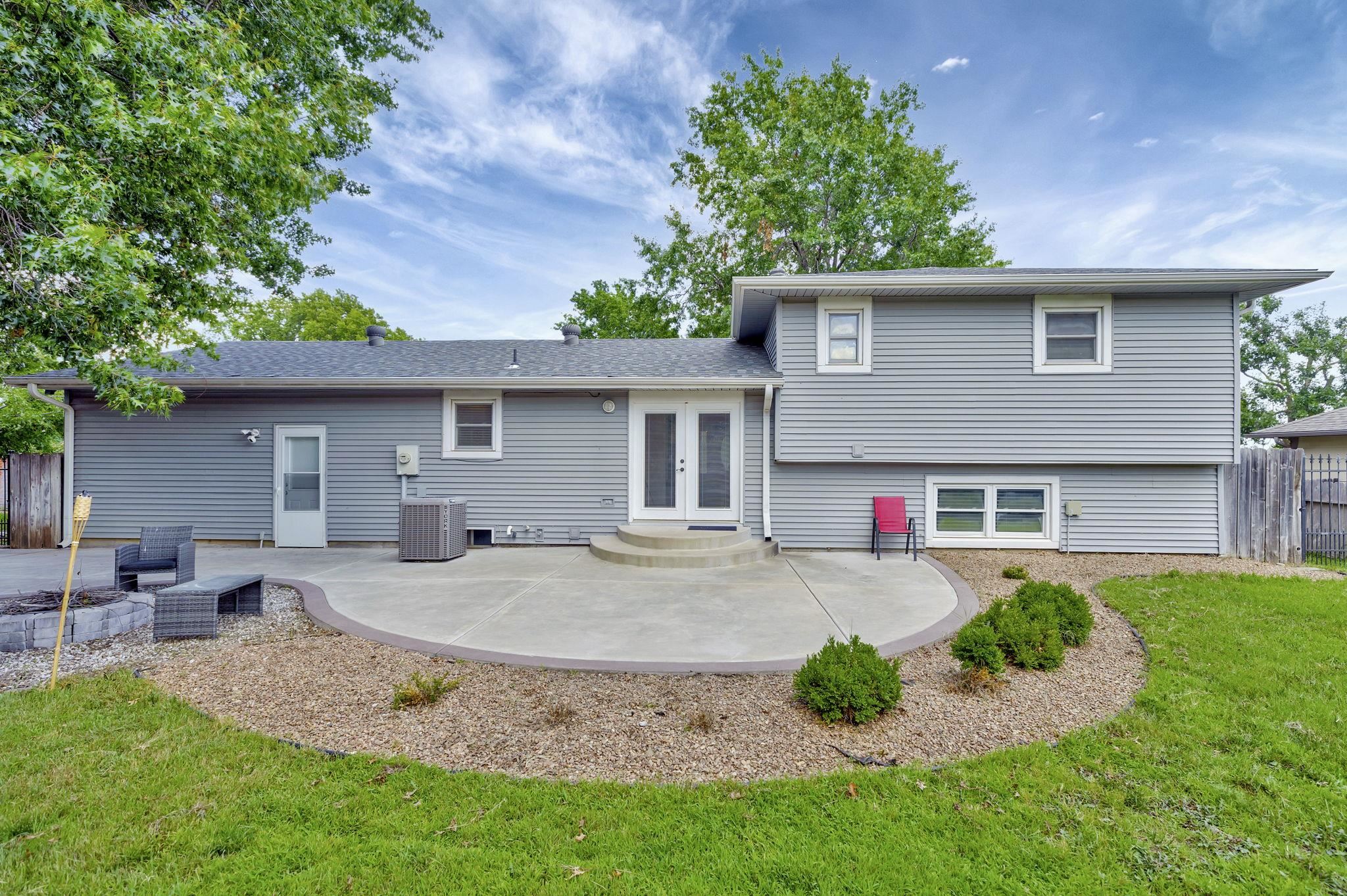 213 Timberlane Court Haysville KS 67060