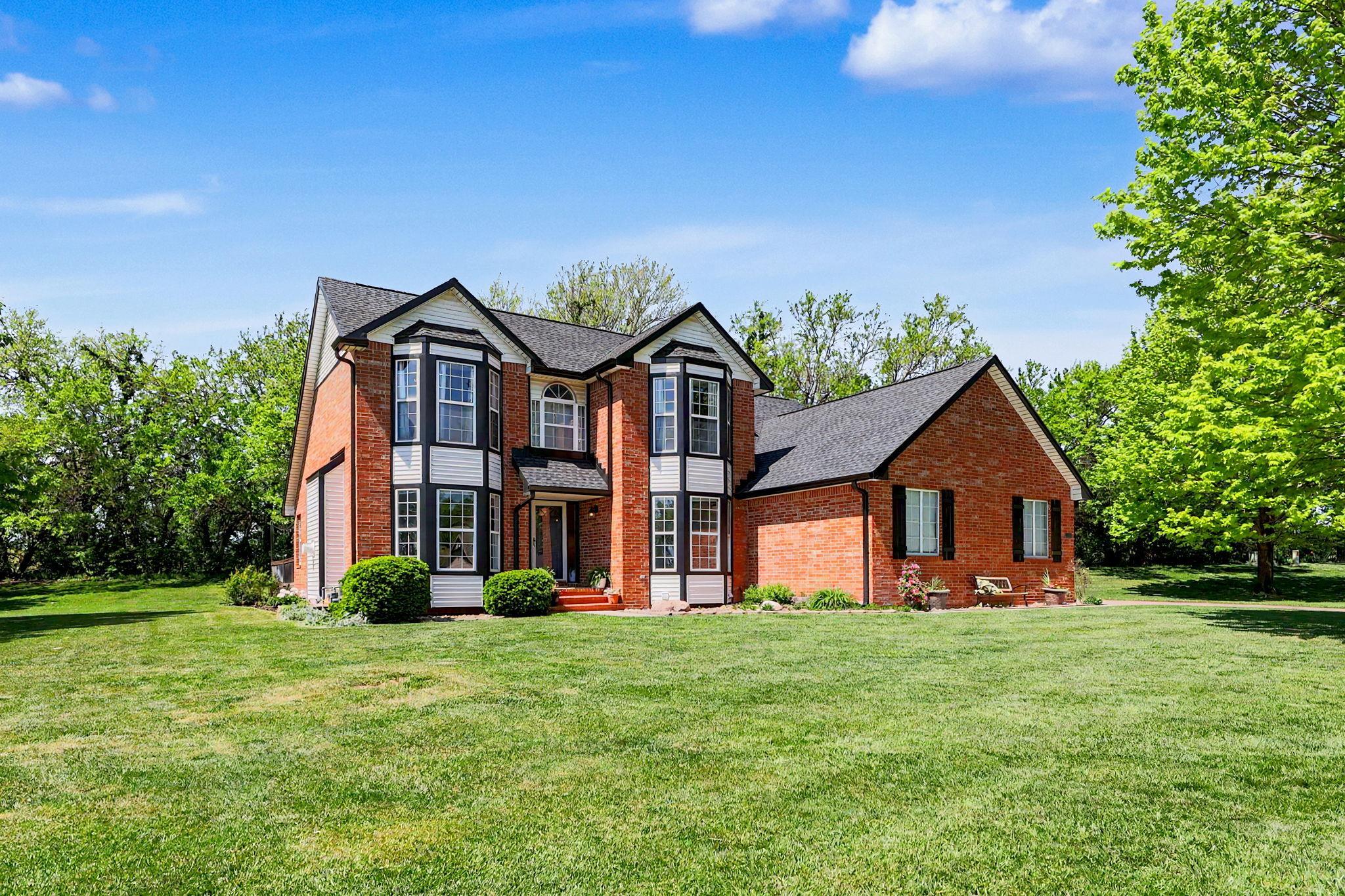 401 N Trail Mulvane KS 67110