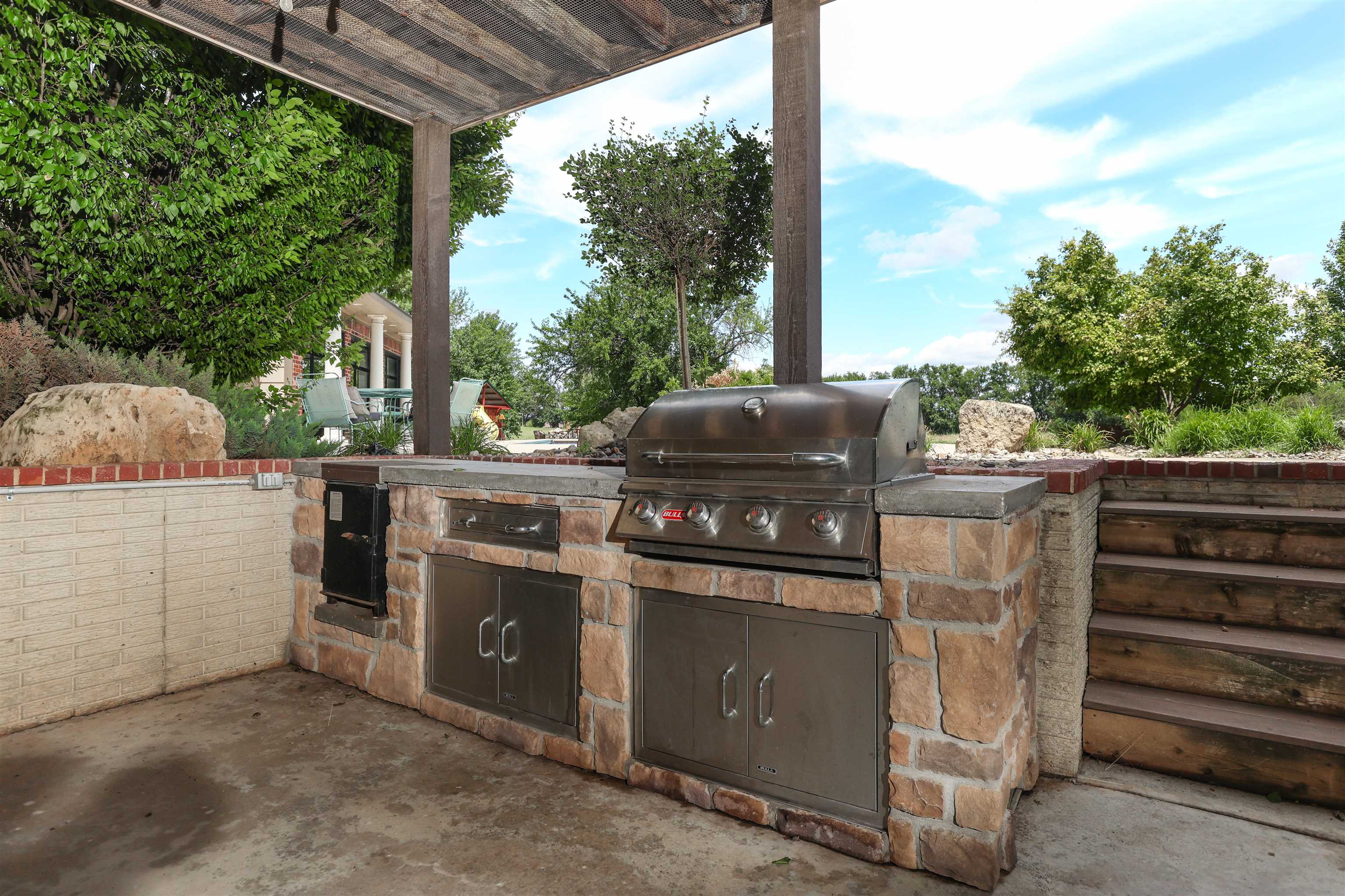 2630 S Brookmeadow Drive Garden Plain KS 67050