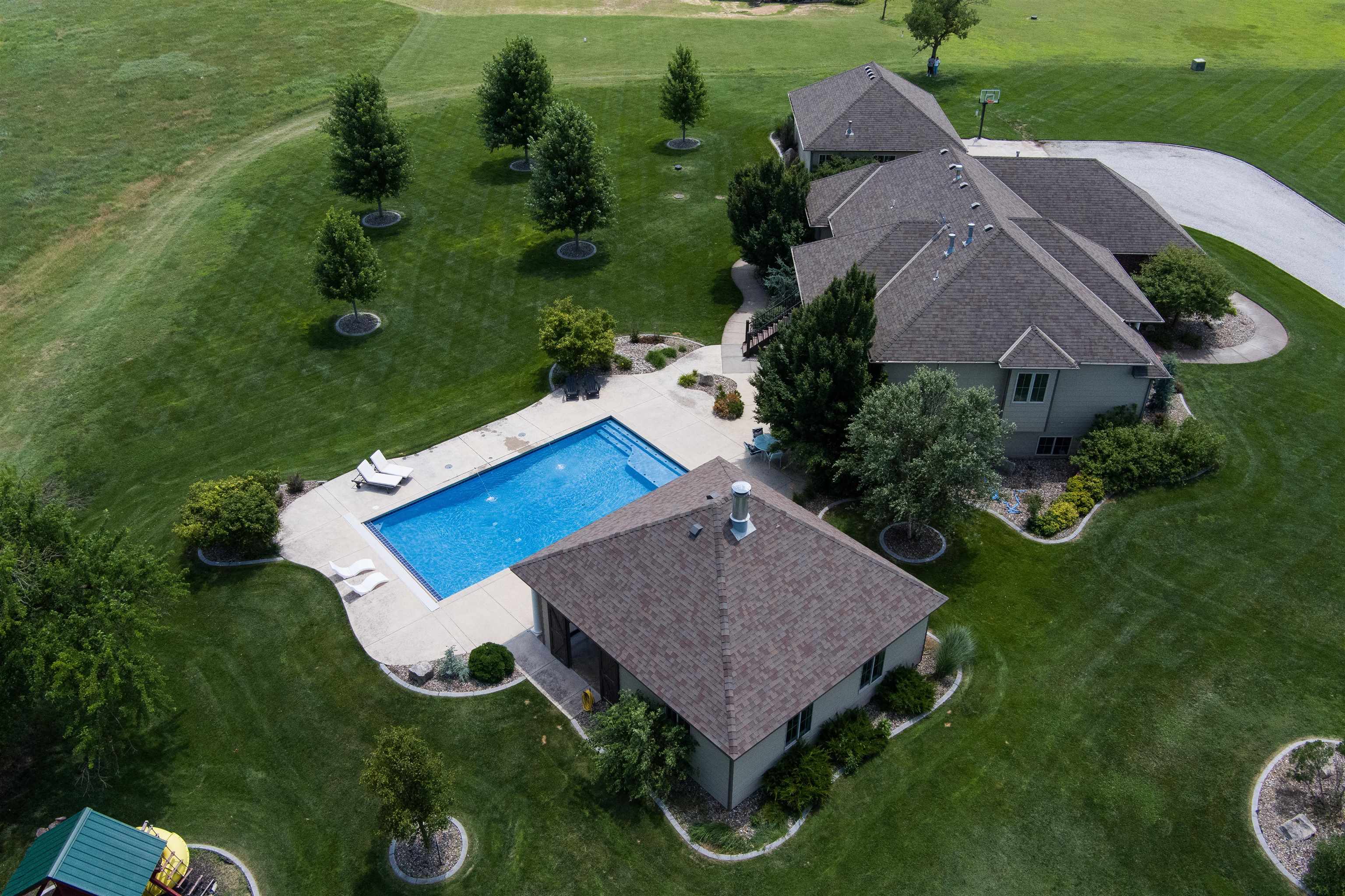 2630 S Brookmeadow Drive Garden Plain KS 67050