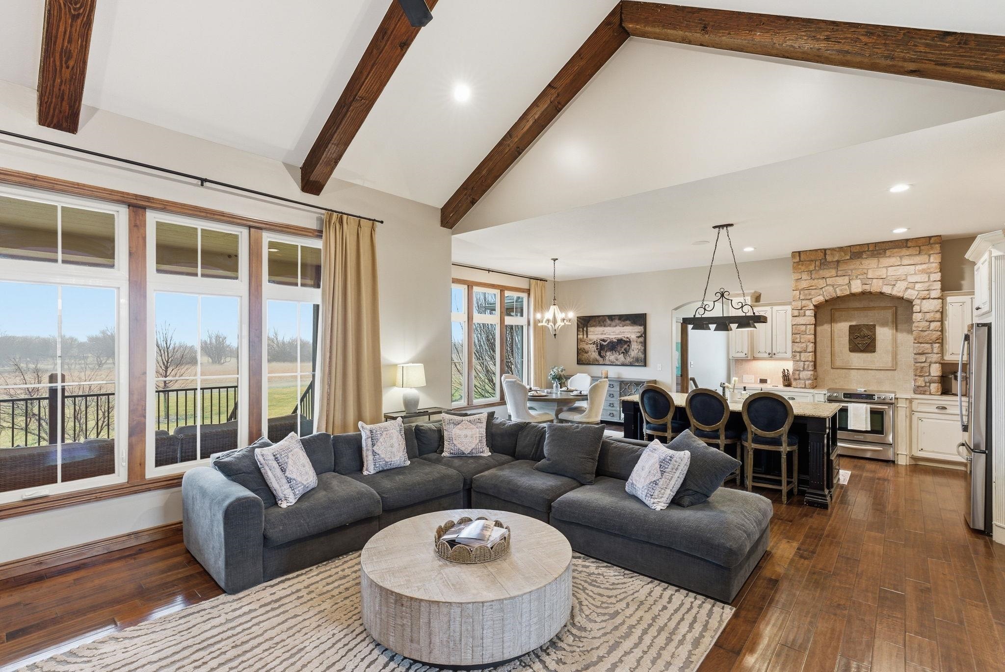 2630 S Brookmeadow Drive Garden Plain KS 67050