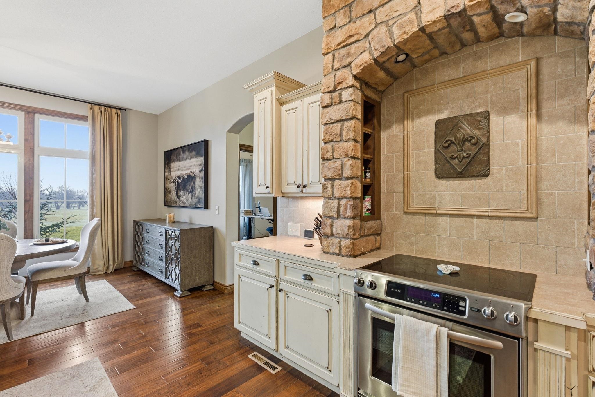 2630 S Brookmeadow Drive Garden Plain KS 67050