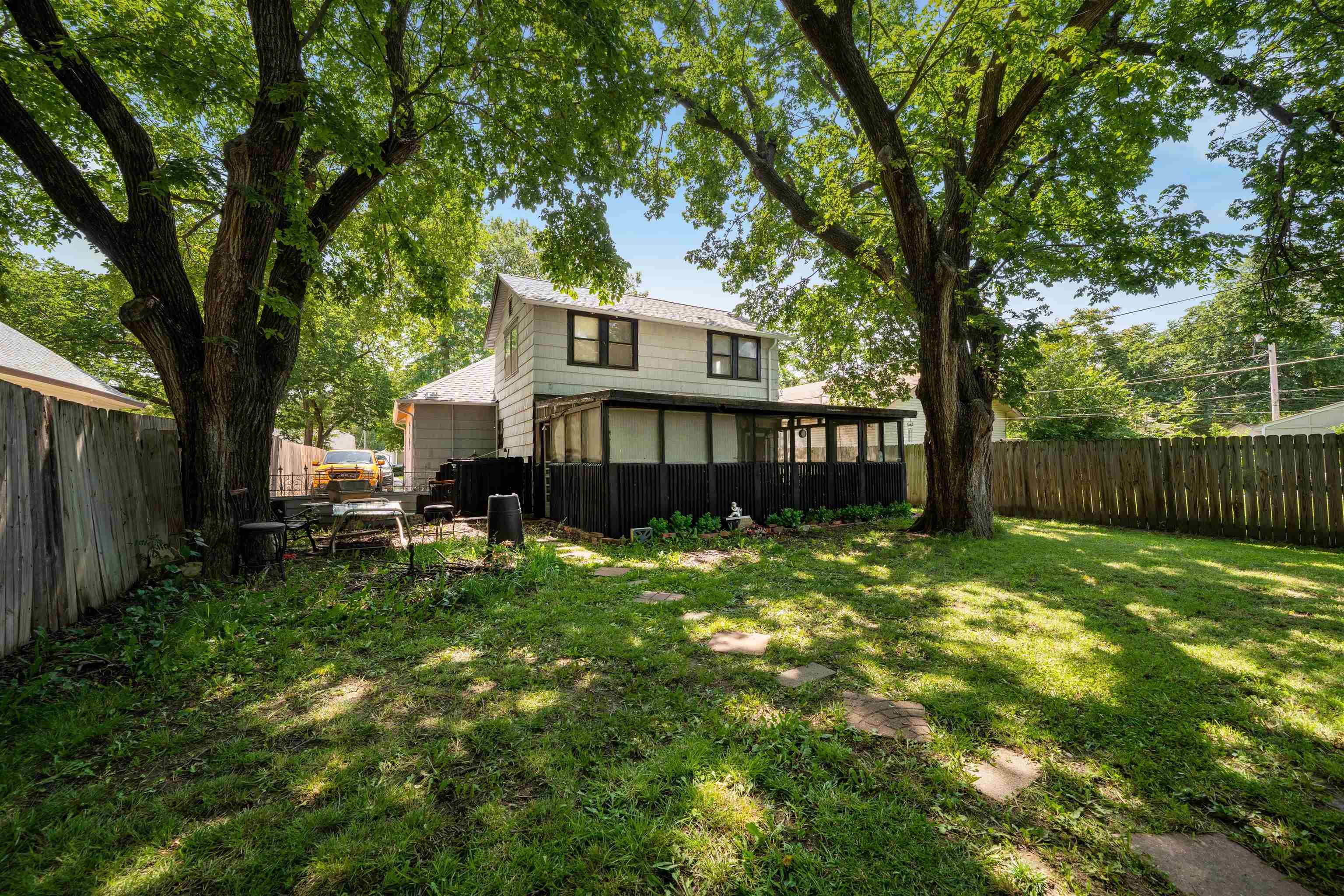229 S Sedgwick Street Wichita KS 67213