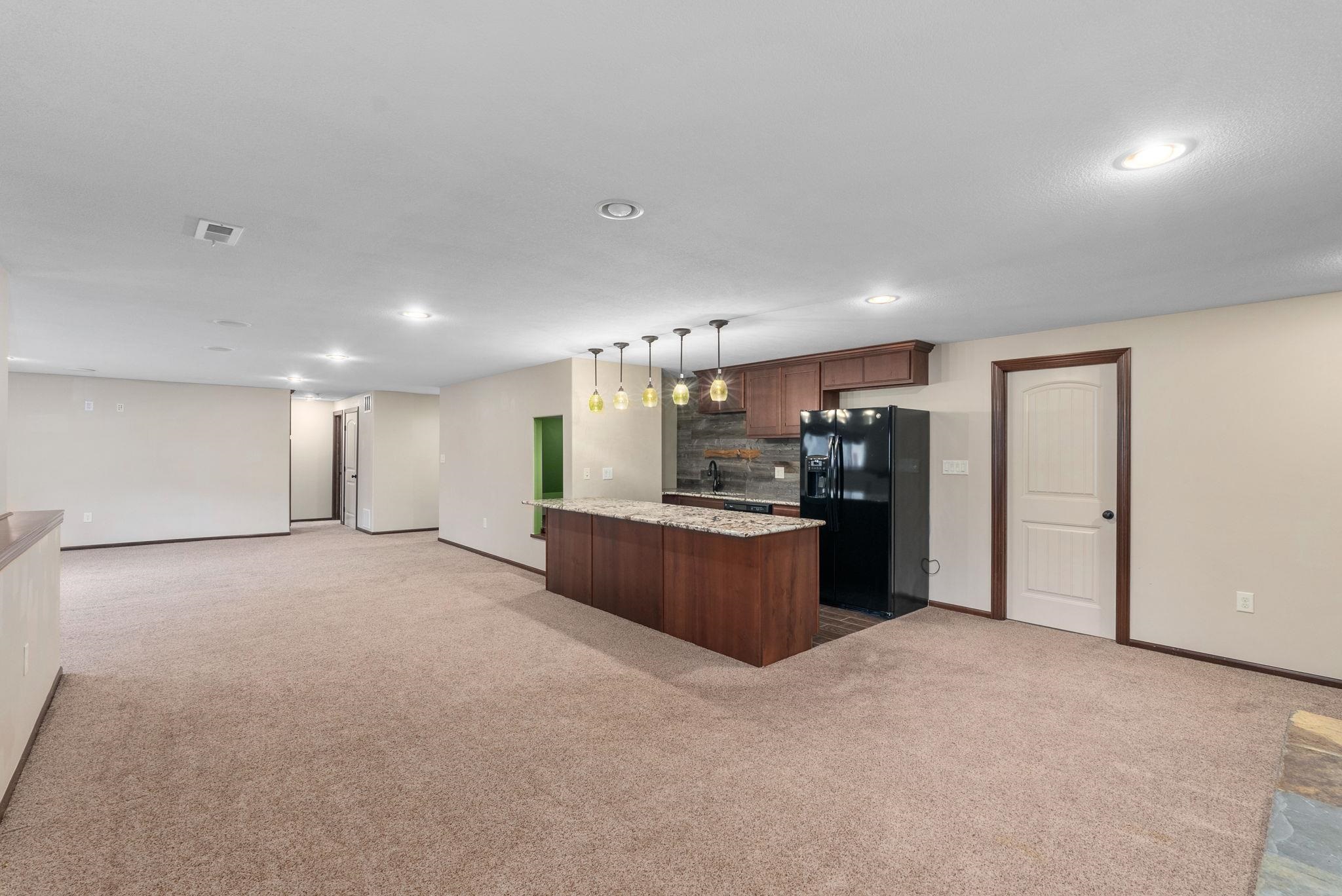 2246 E Tall Tree Circle Derby KS 67037