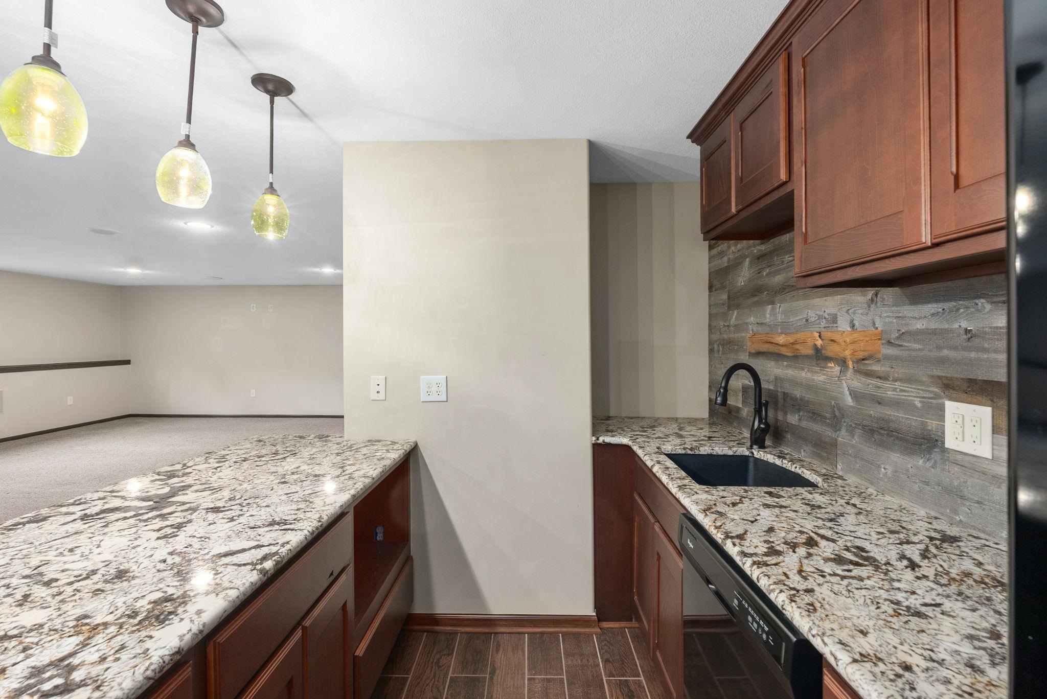 2246 E Tall Tree Circle Derby KS 67037