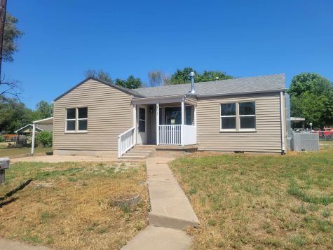 201 N Cherry Wellington KS 67152