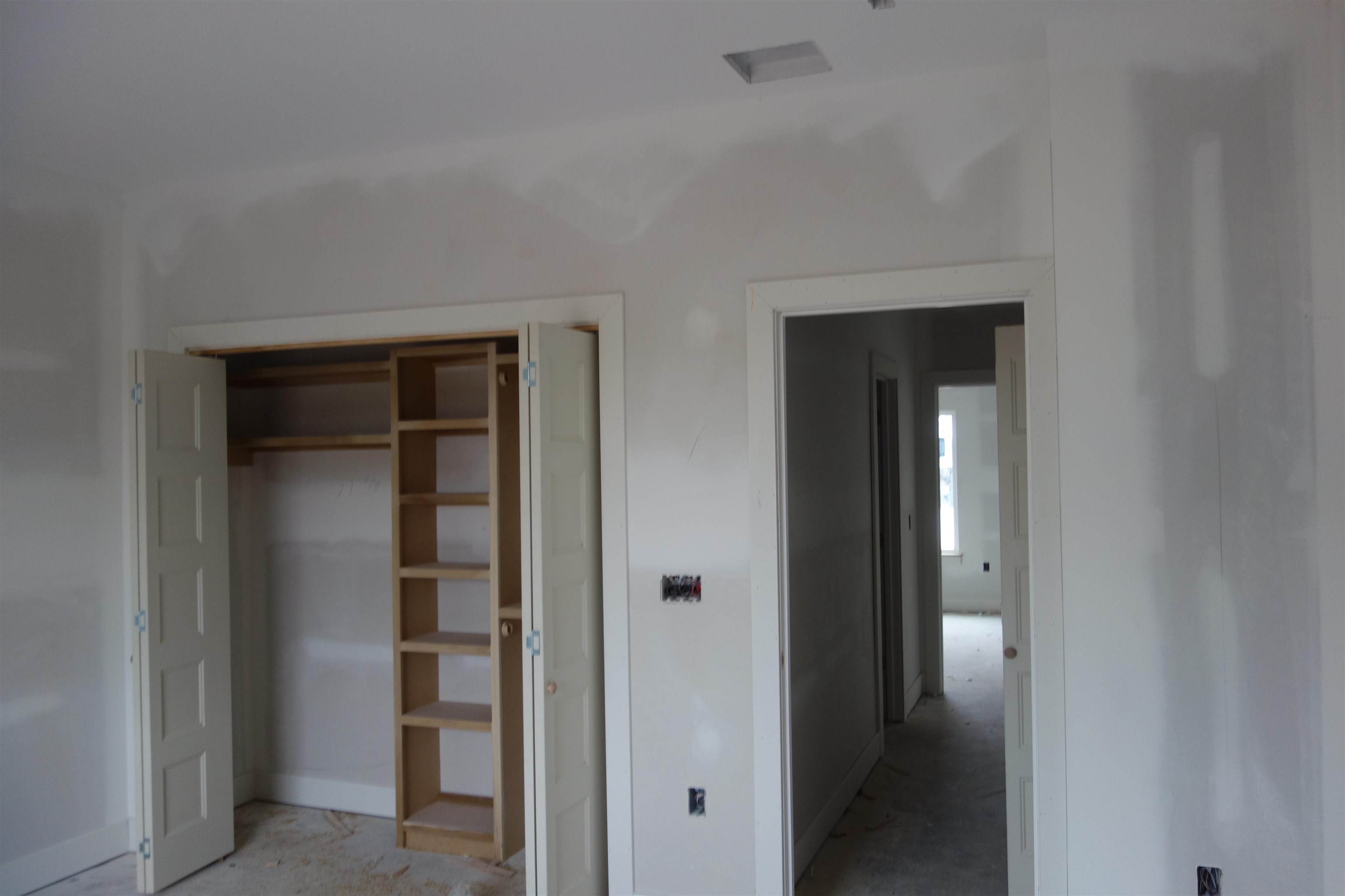 1506 N Emerald Valley Drive Mulvane KS 67110