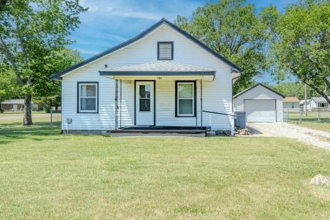 205 N Elm Douglass KS 67039