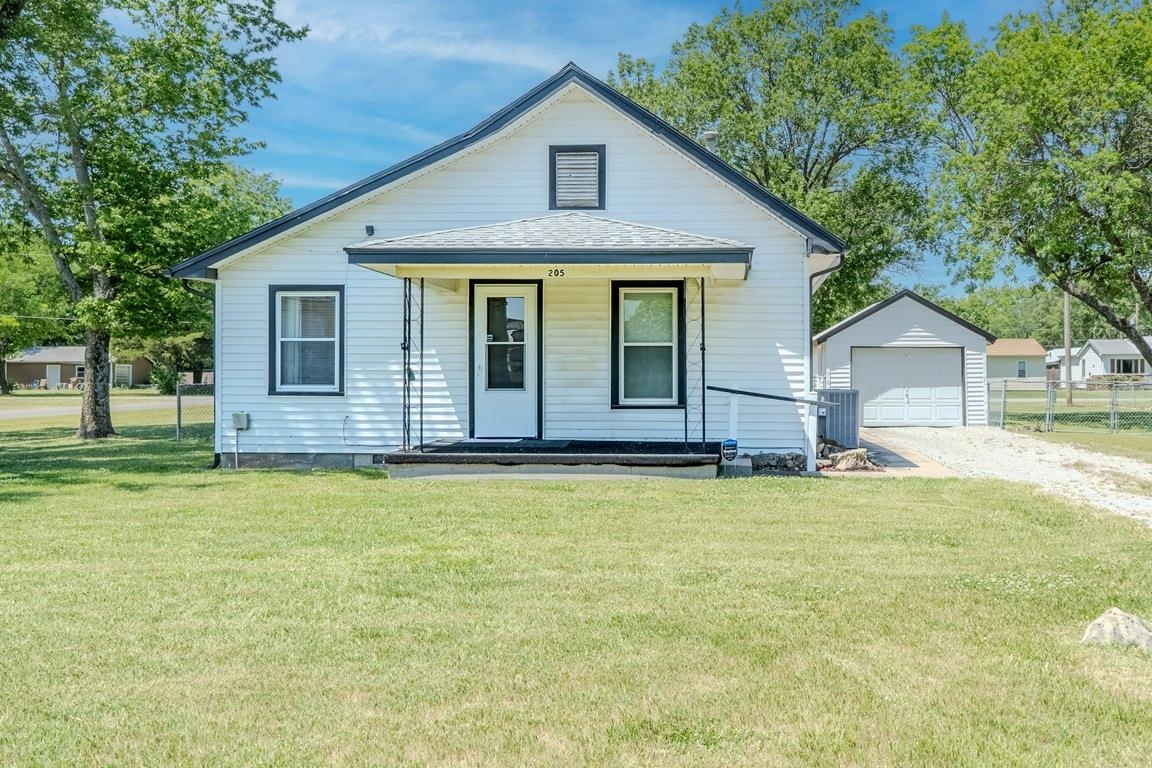 205 N Elm Douglass KS 67039
