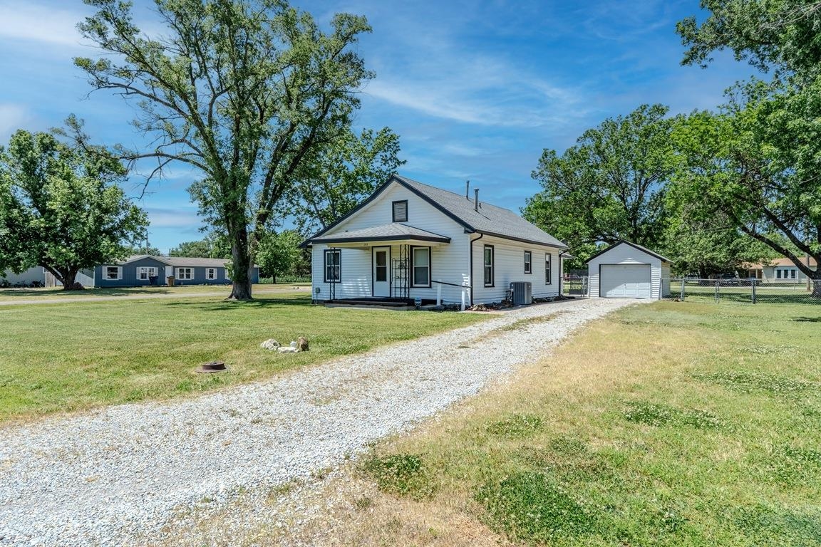 205 N Elm Douglass KS 67039