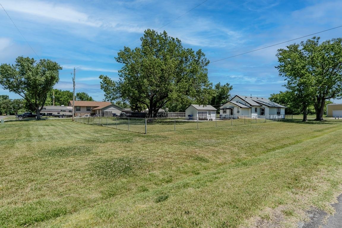 205 N Elm Douglass KS 67039