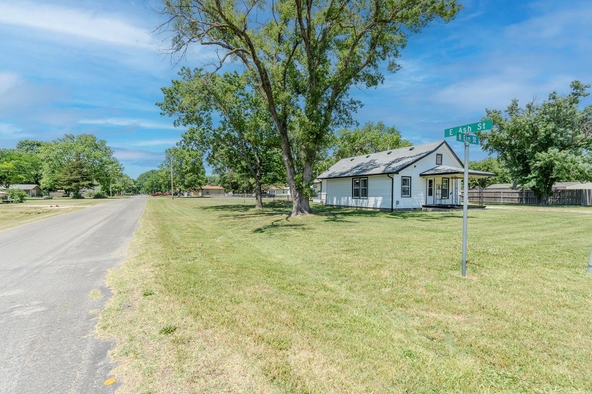 205 N Elm Douglass KS 67039