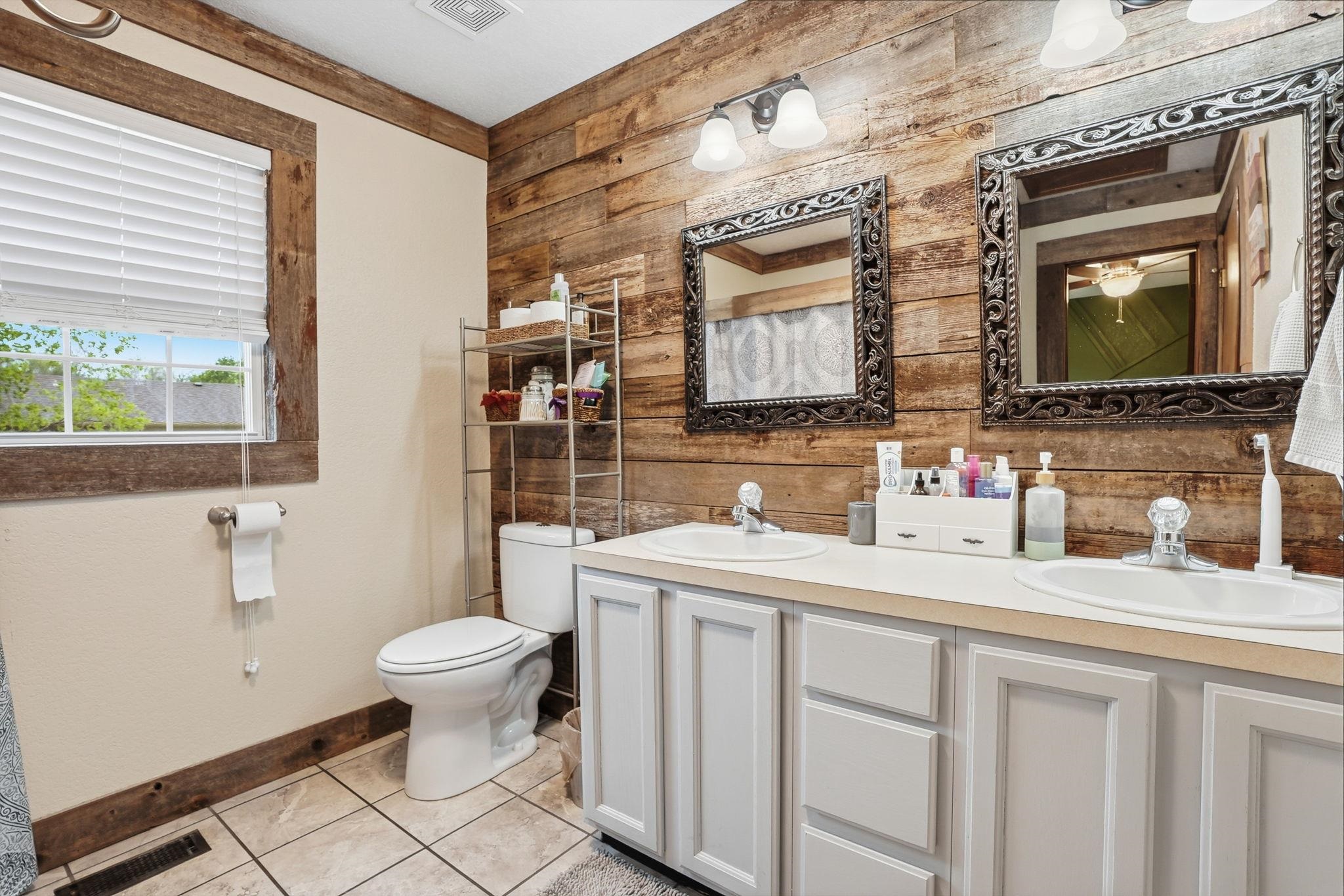 703 Dublin Andover KS 67002