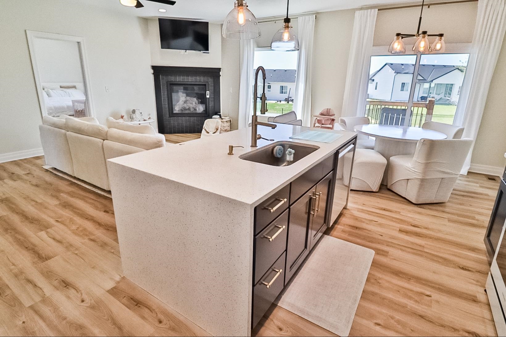 5247 N Cambridge Street Bel Aire KS 67226