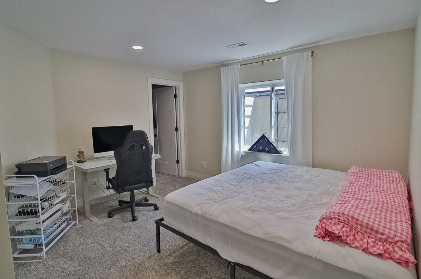 5247 N Cambridge Street Bel Aire KS 67226