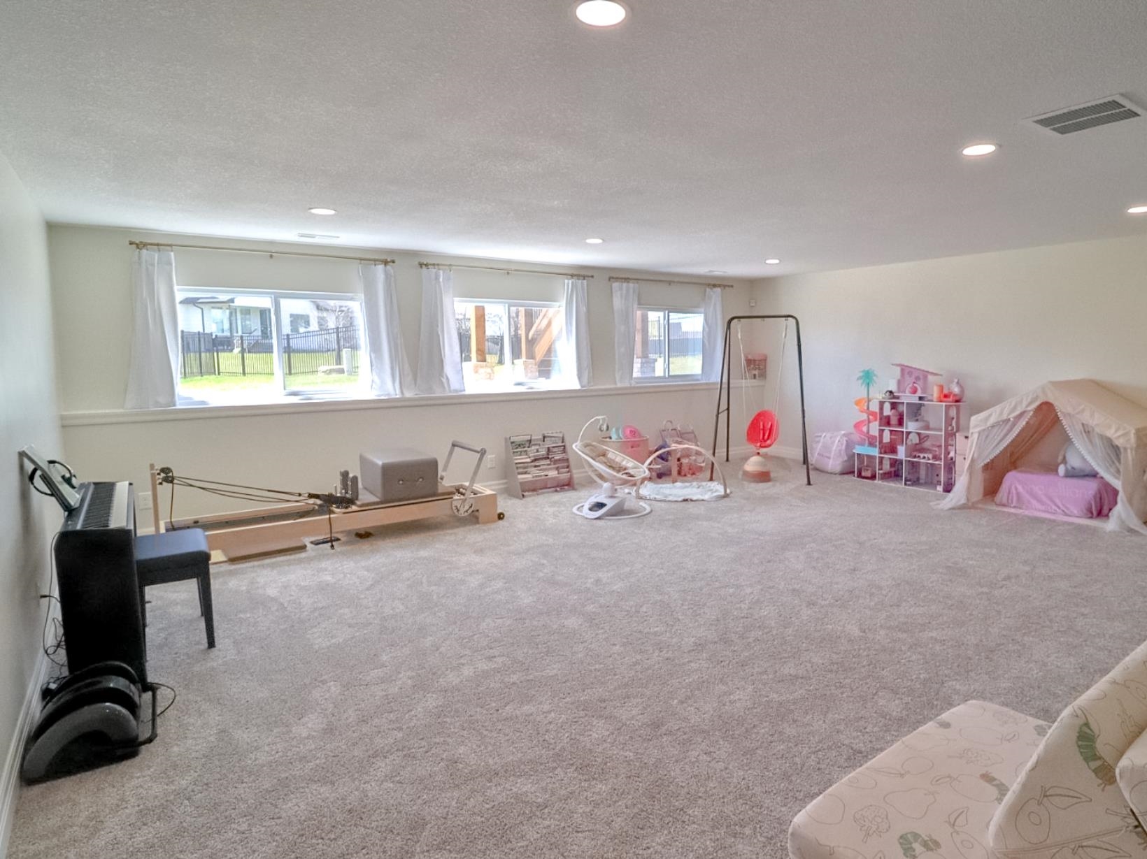 5247 N Cambridge Street Bel Aire KS 67226