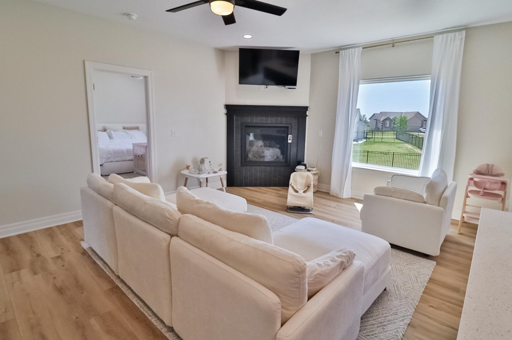 5247 N Cambridge Street Bel Aire KS 67226