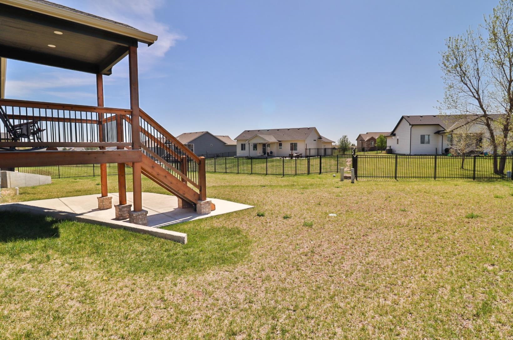 5247 N Cambridge Street Bel Aire KS 67226