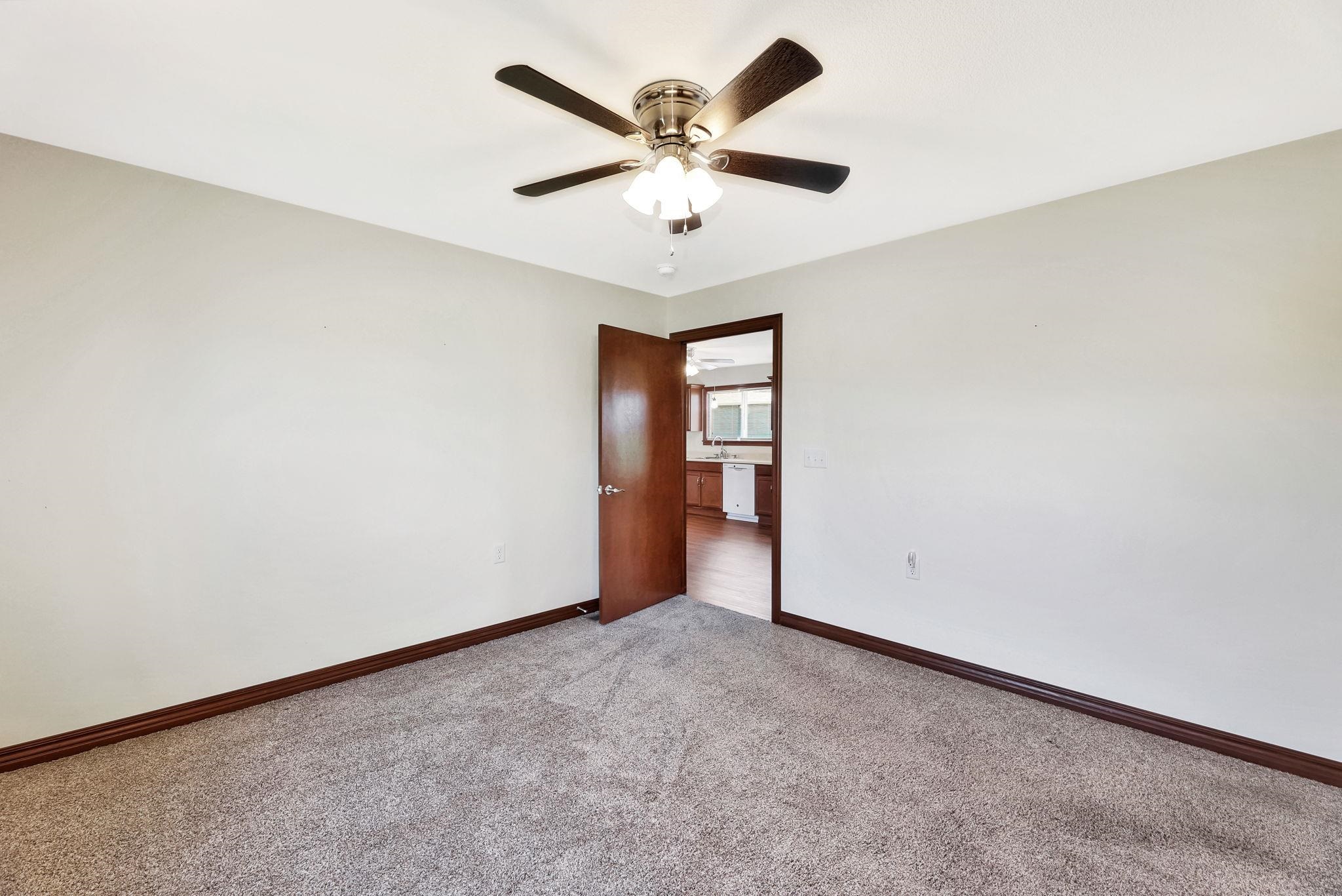 2311 S Mckenzie Andover KS 67002