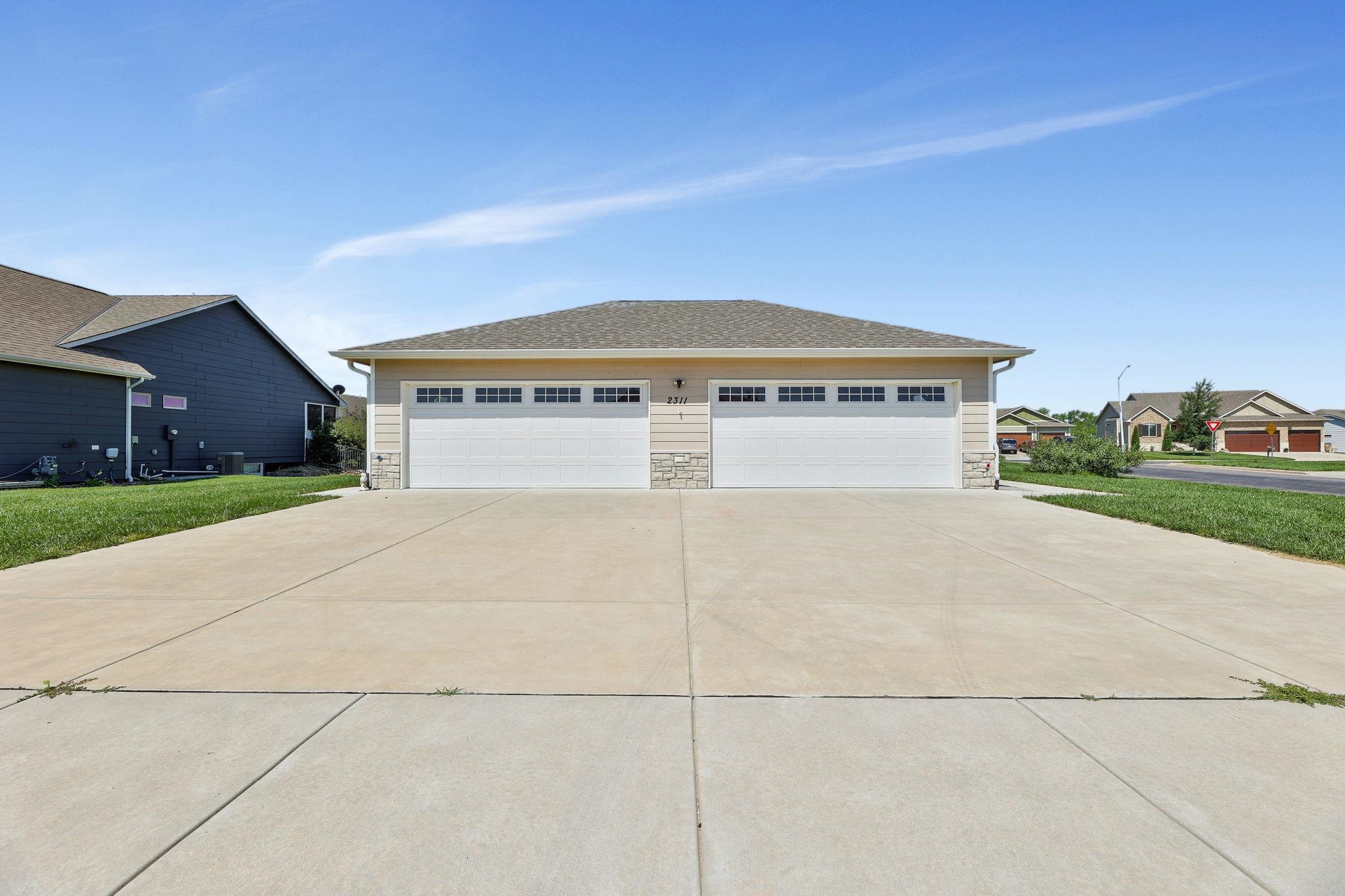2311 S Mckenzie Andover KS 67002