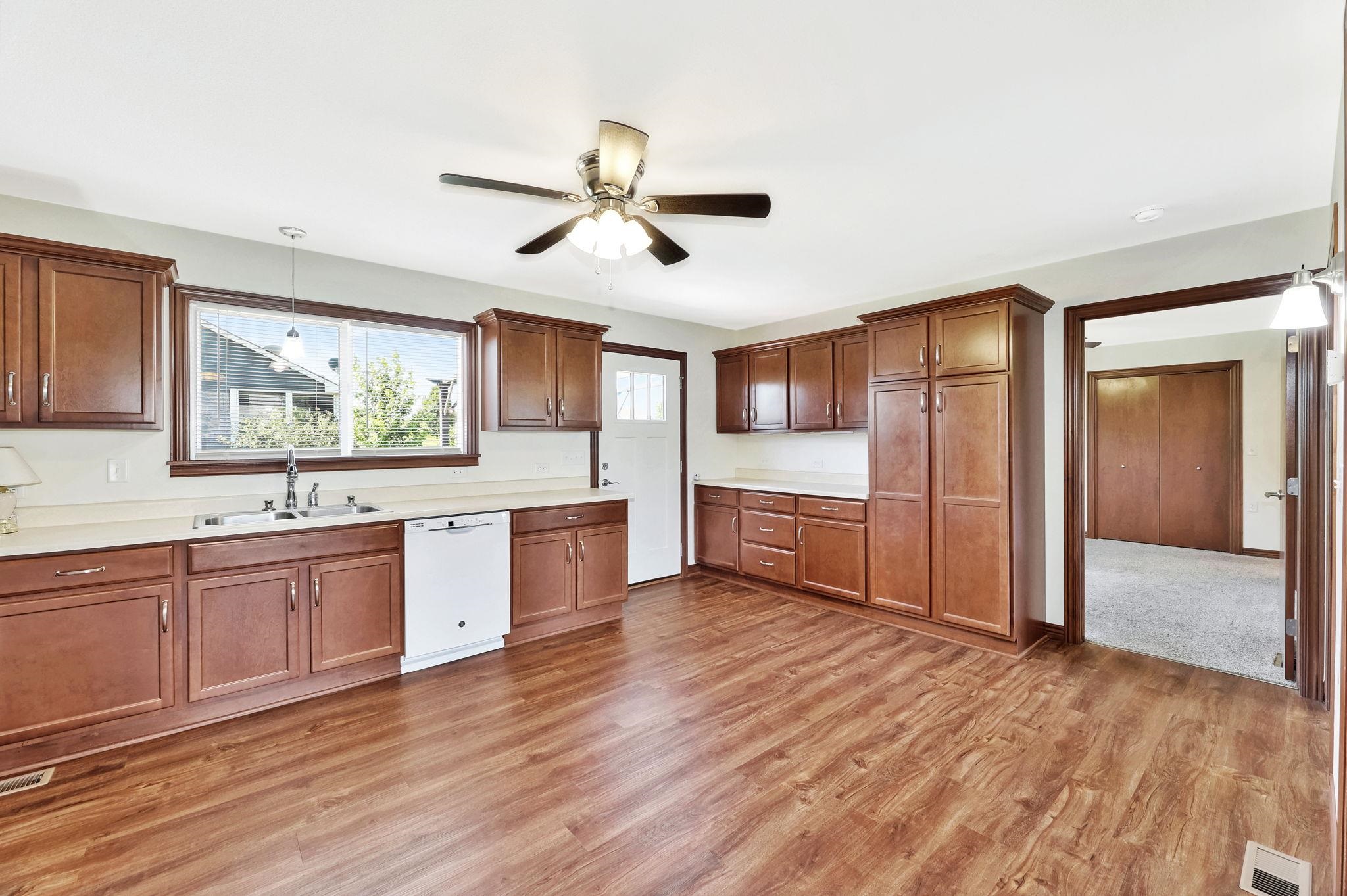 2311 S Mckenzie Andover KS 67002