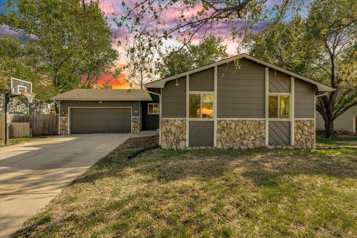 21 Shenandoah Drive Goddard KS 67052-9418