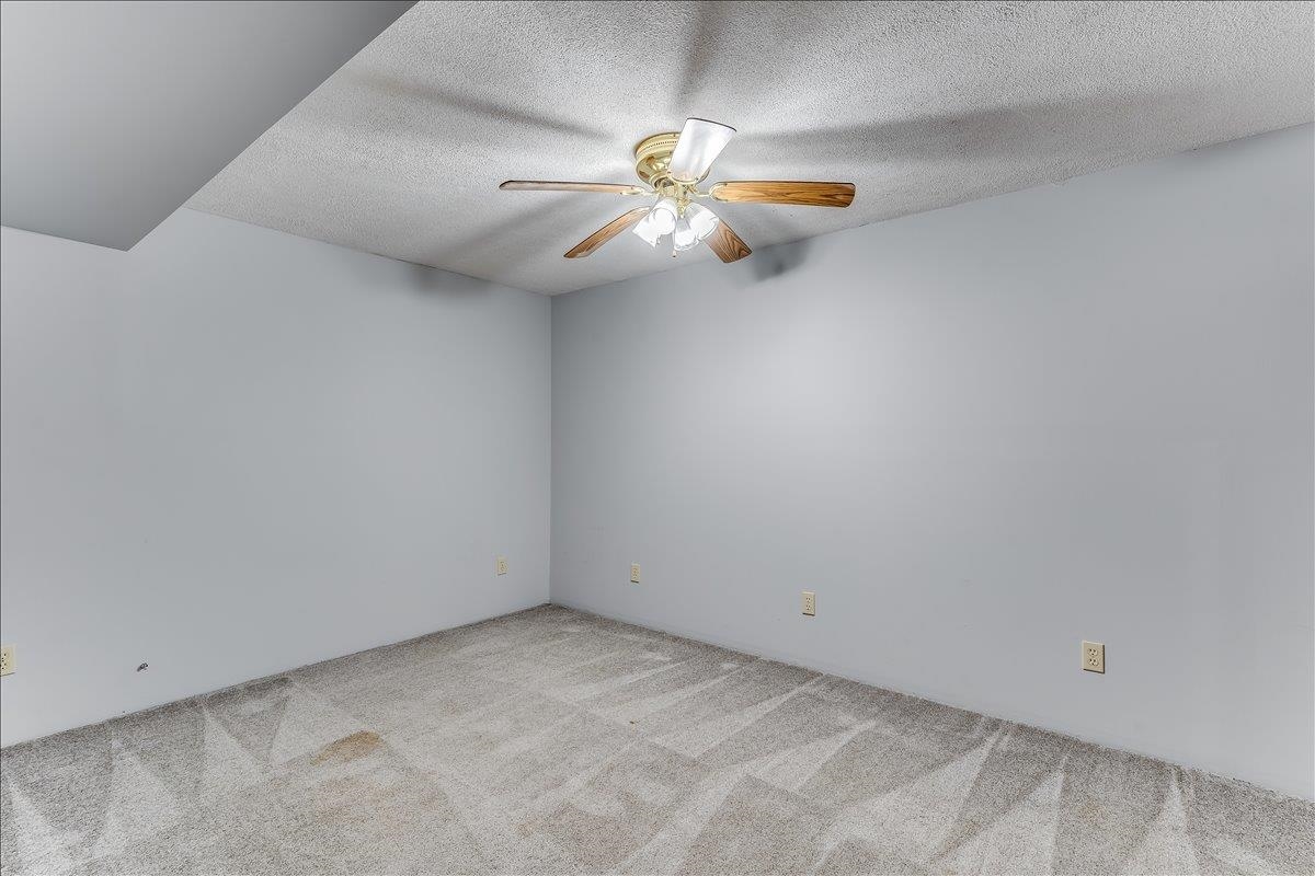 21 Shenandoah Drive Goddard KS 67052-9418