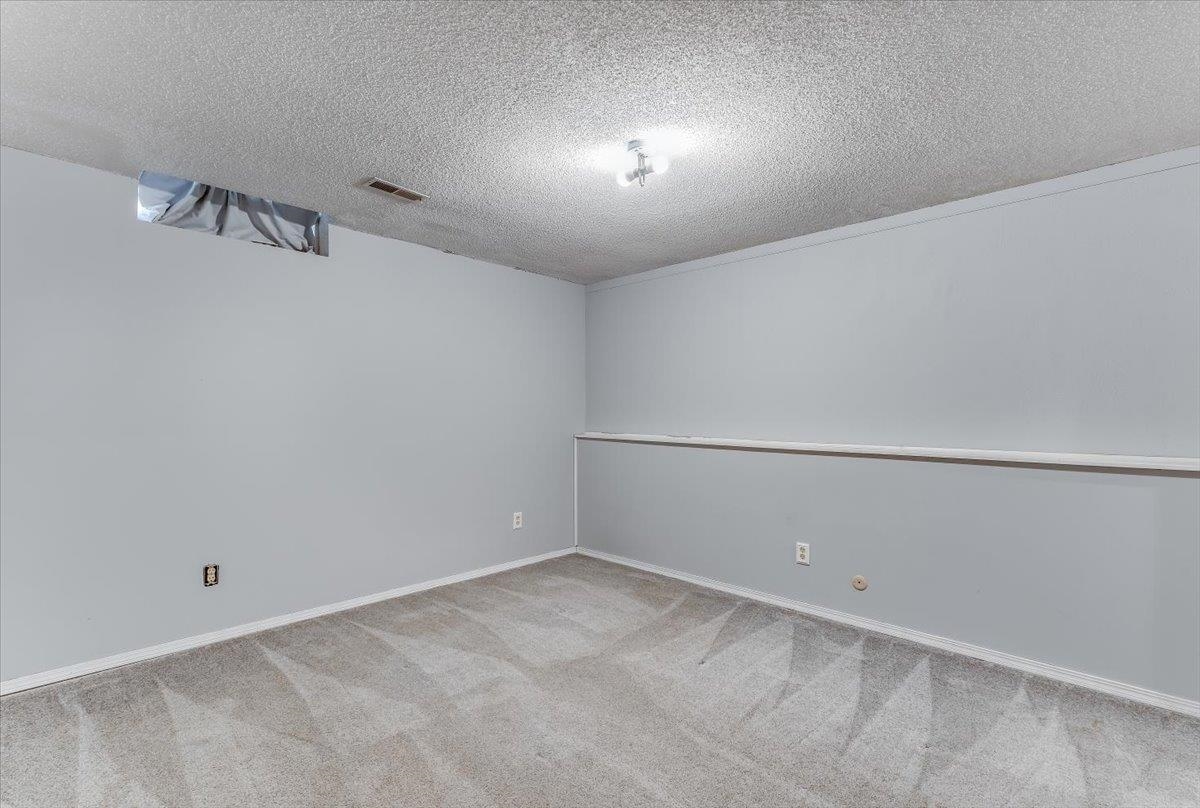 21 Shenandoah Drive Goddard KS 67052-9418