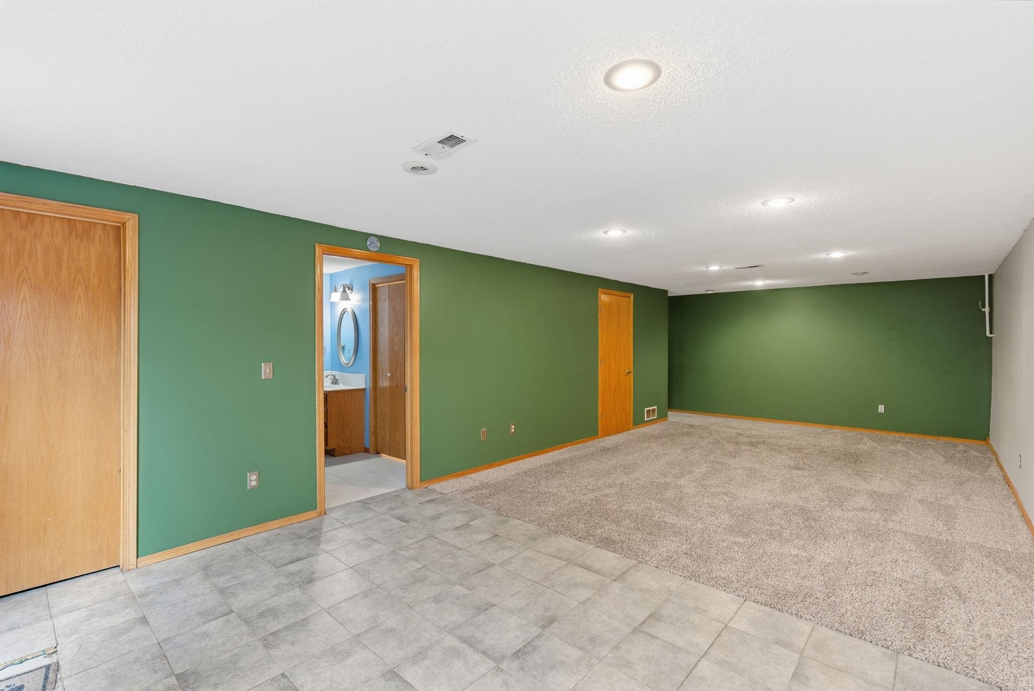 6928 E Odessa Court Bel Aire KS 67226-1455