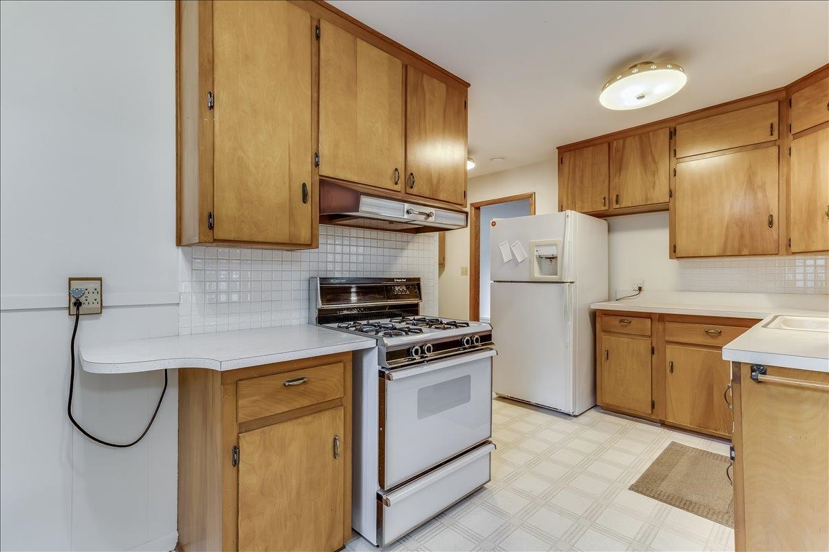 901 N El Paso Drive Derby KS 67037