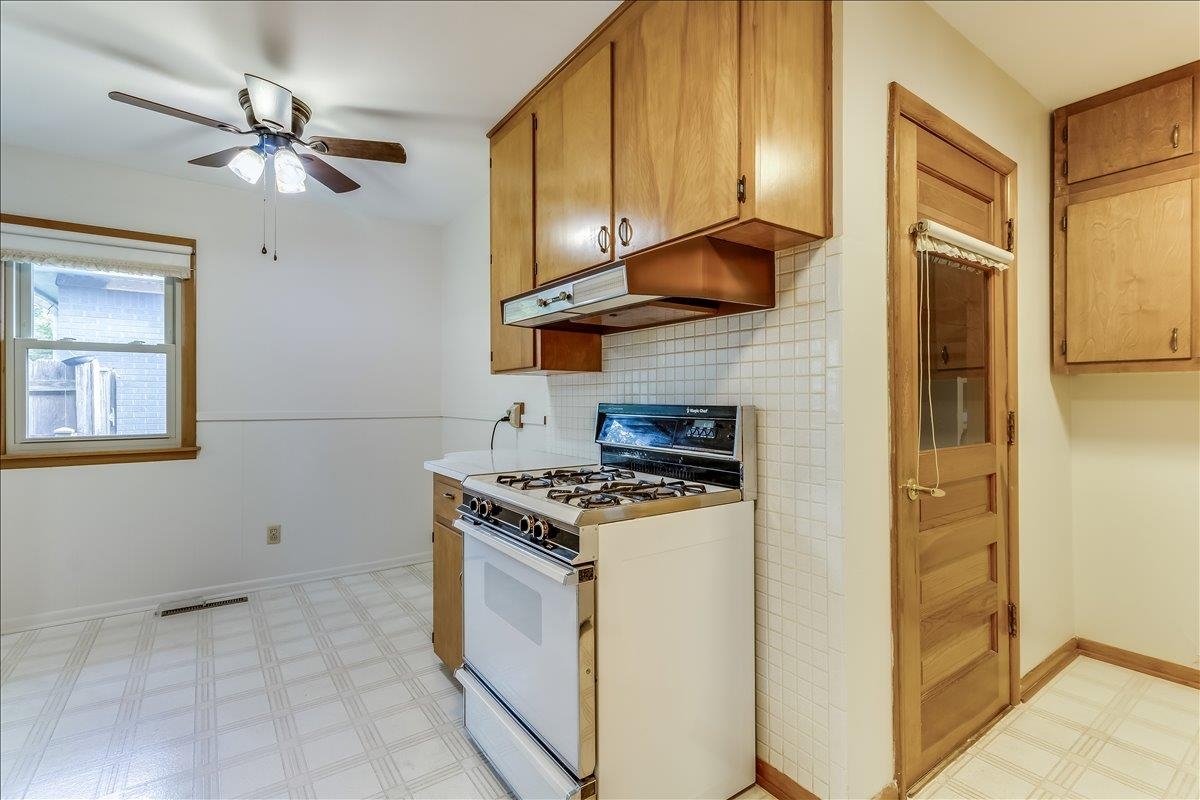 901 N El Paso Drive Derby KS 67037