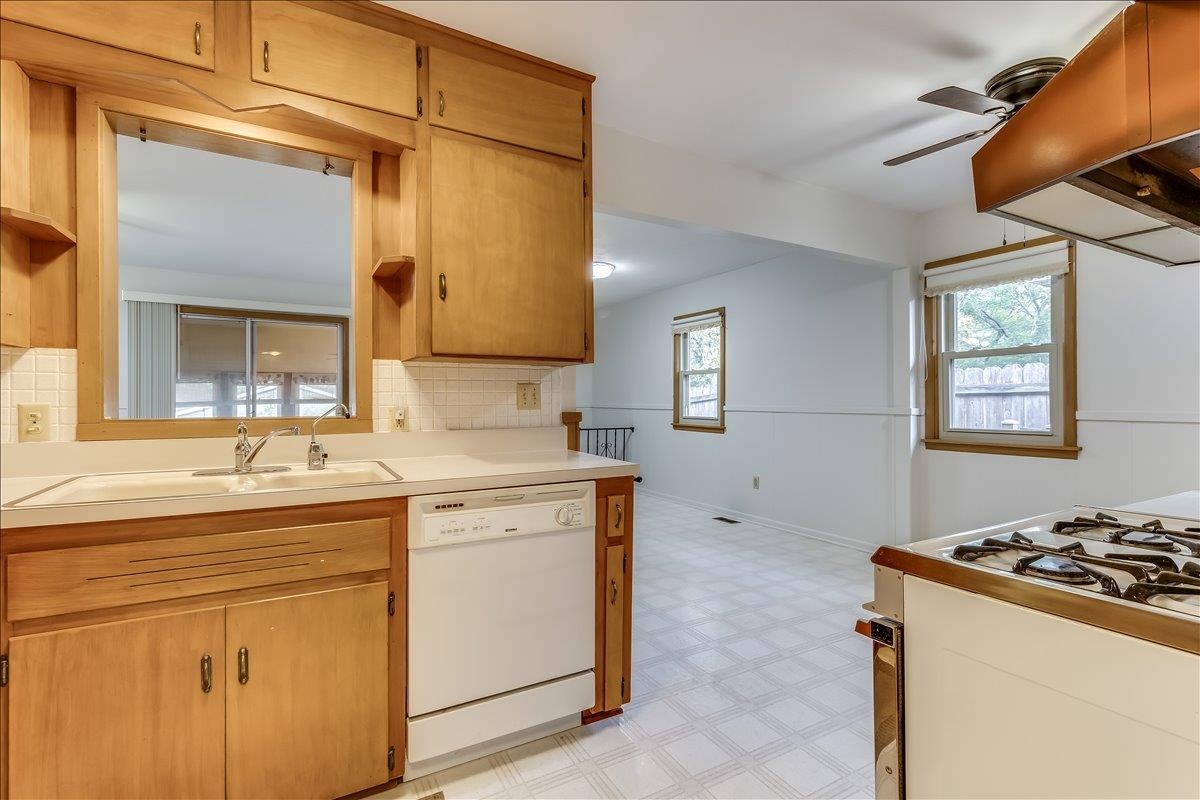 901 N El Paso Drive Derby KS 67037