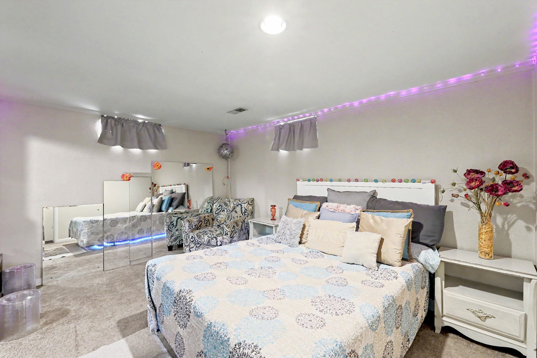 2227 W Southgate Wichita KS 67217