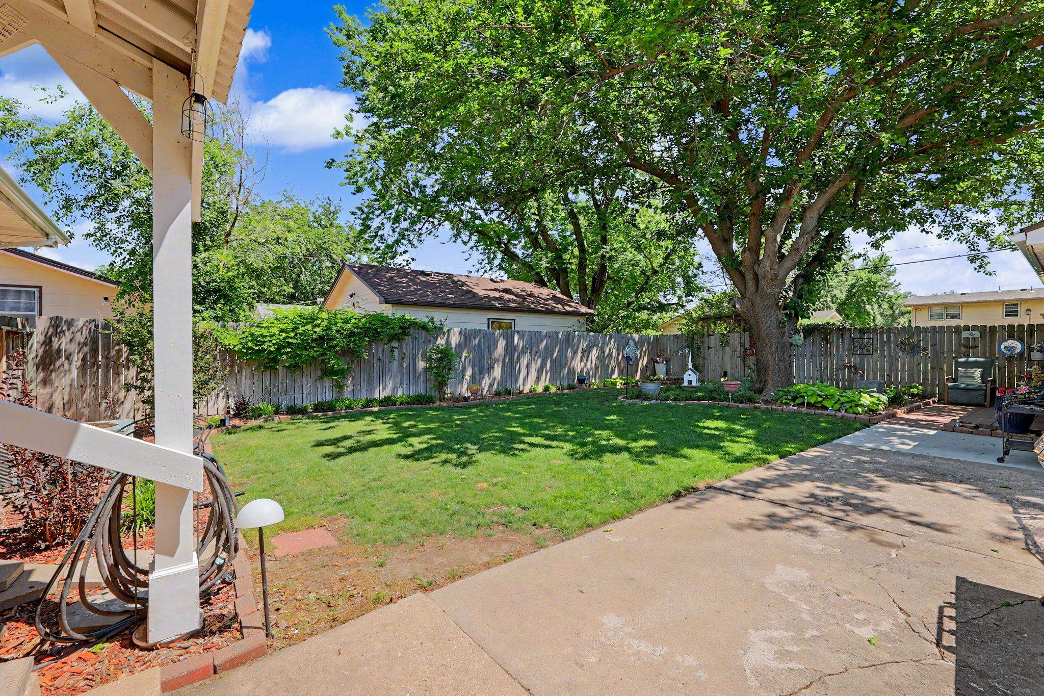 2227 W Southgate Wichita KS 67217